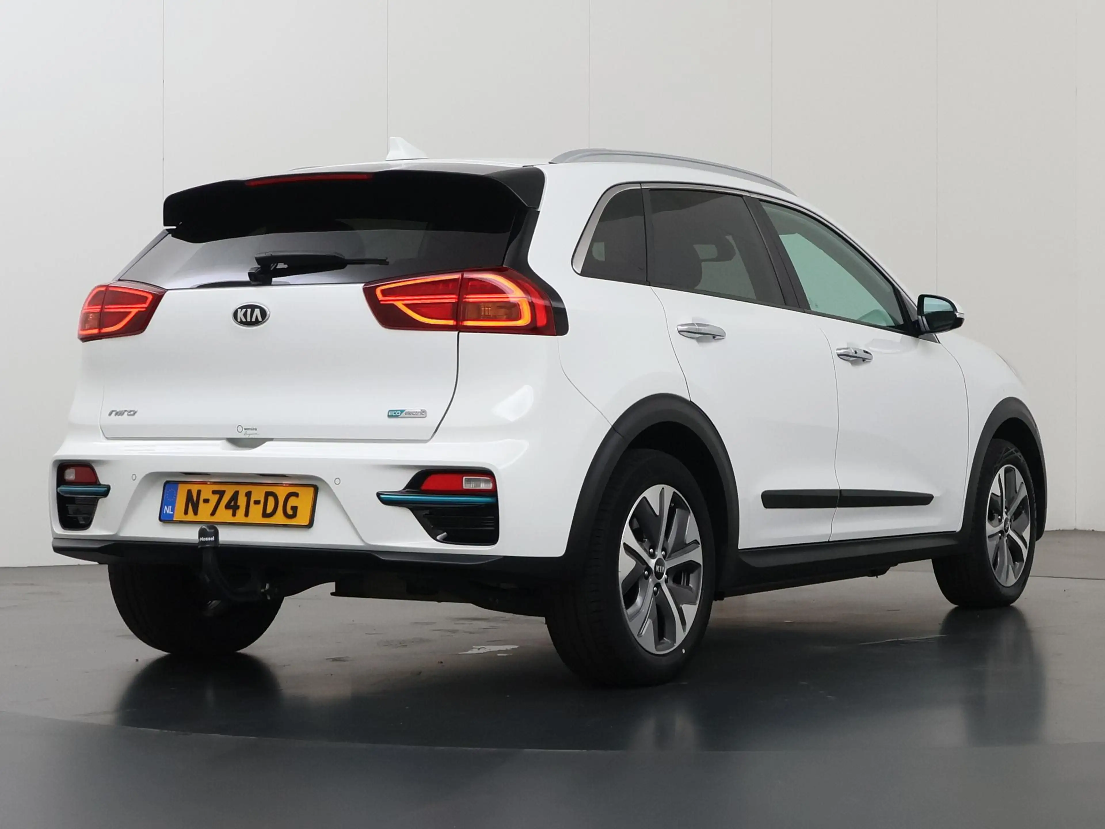 Kia e-Niro DynamicPlusLine 64 kWh | Trekhaak | Schuif/kantel — photo 2