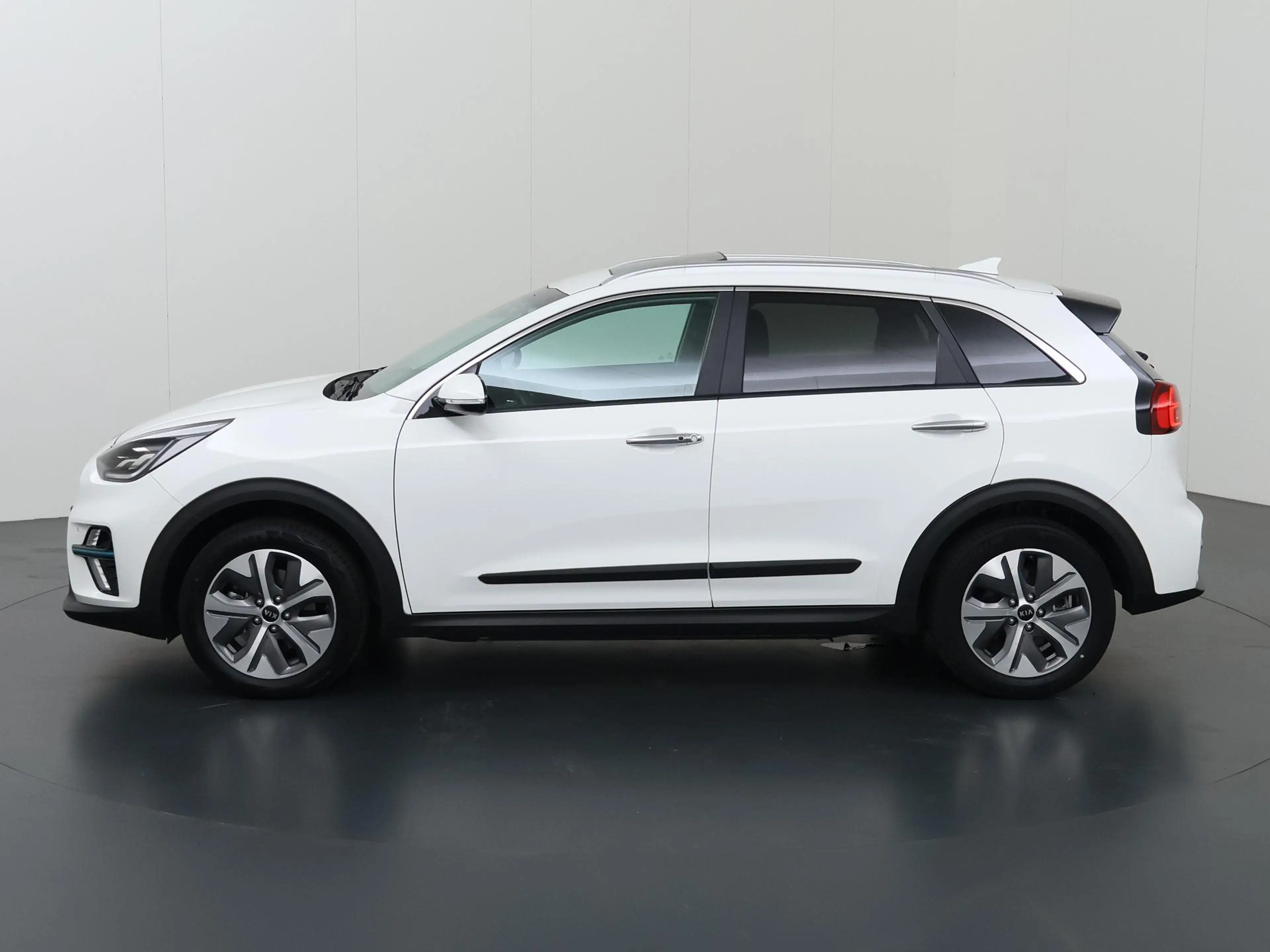 Kia e-Niro DynamicPlusLine 64 kWh | Trekhaak | Schuif/kantel — photo 5