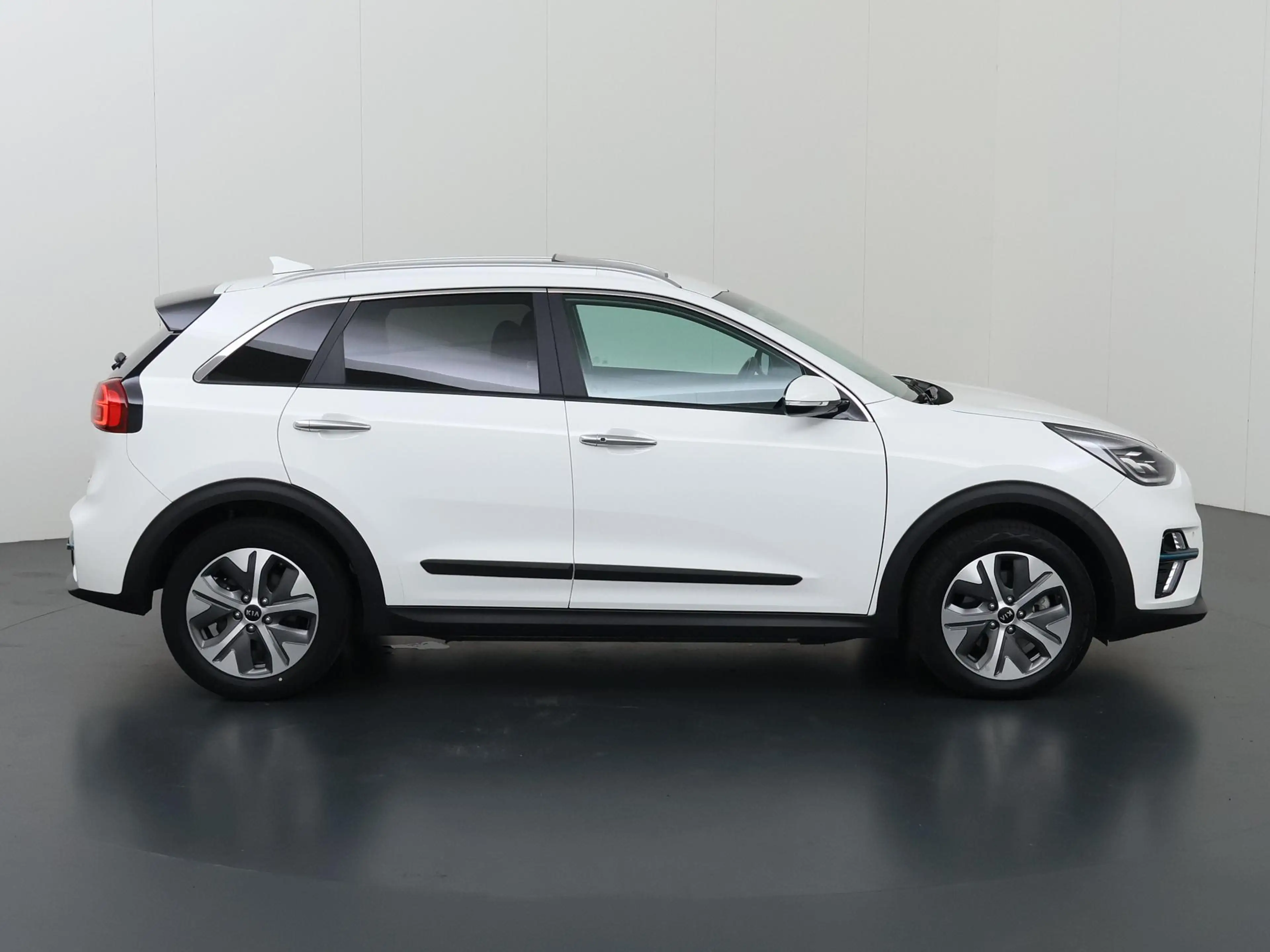 Kia e-Niro DynamicPlusLine 64 kWh | Trekhaak | Schuif/kantel — photo 6