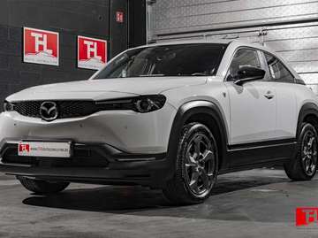 MX-30 17.8 kWh e-SKYACTIV R-EV ACC/HUD/Apple