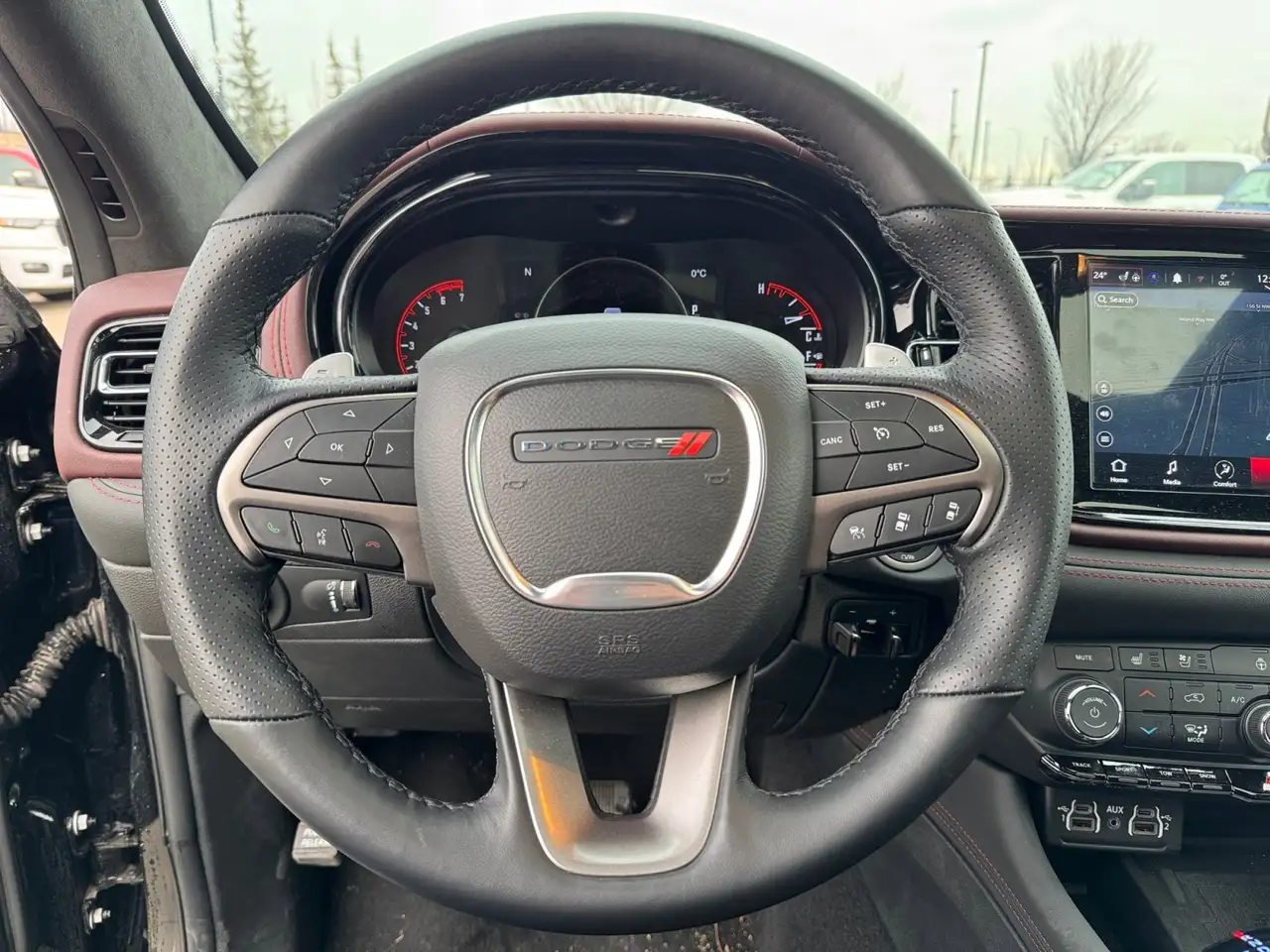 Dodge Durango снимка Dodge Durango