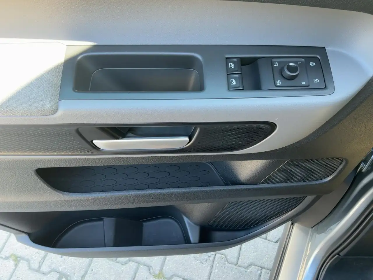 Volkswagen Id. Buzz ID.Buzz Pro LED+NAVI+2xPDC+ACC+SHZ+AHK, миниатюра 15