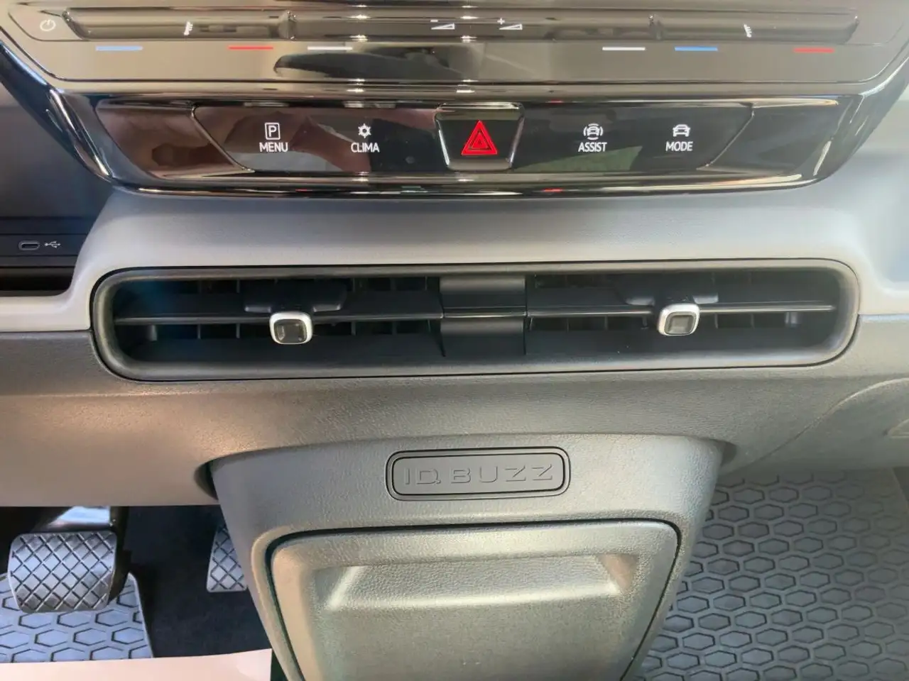 Volkswagen Id. Buzz ID.Buzz Pro LED+NAVI+2xPDC+ACC+SHZ+AHK, миниатюра 20