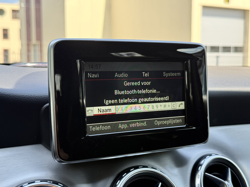 Mercedes-Benz GLA 200 Edition 1 — photo 21