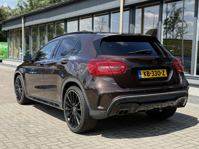 Mercedes-Benz GLA 200 Edition 1 — photo 2
