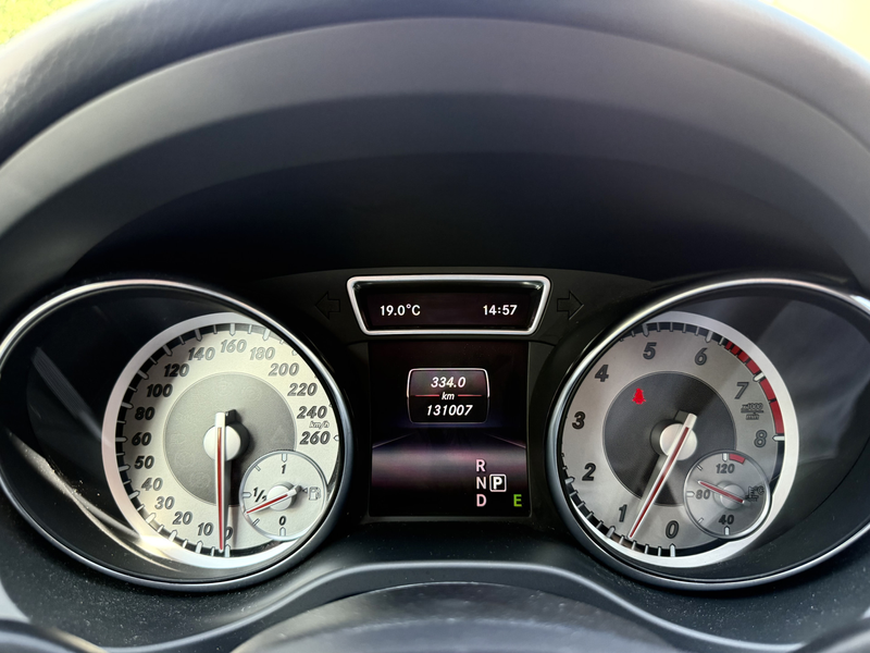 Mercedes-Benz GLA 200 Edition 1 — photo 28