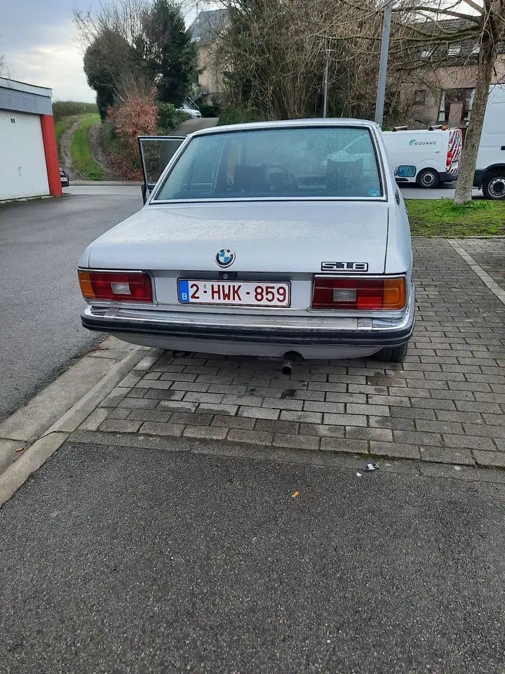 Bmw E12 518 1978, foto 2
