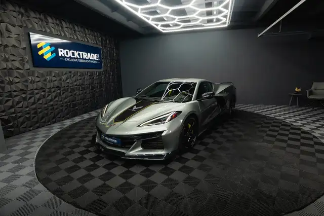 Corvette C8 Stingray 3LT Targa Z51 Performa. Lift Carbon