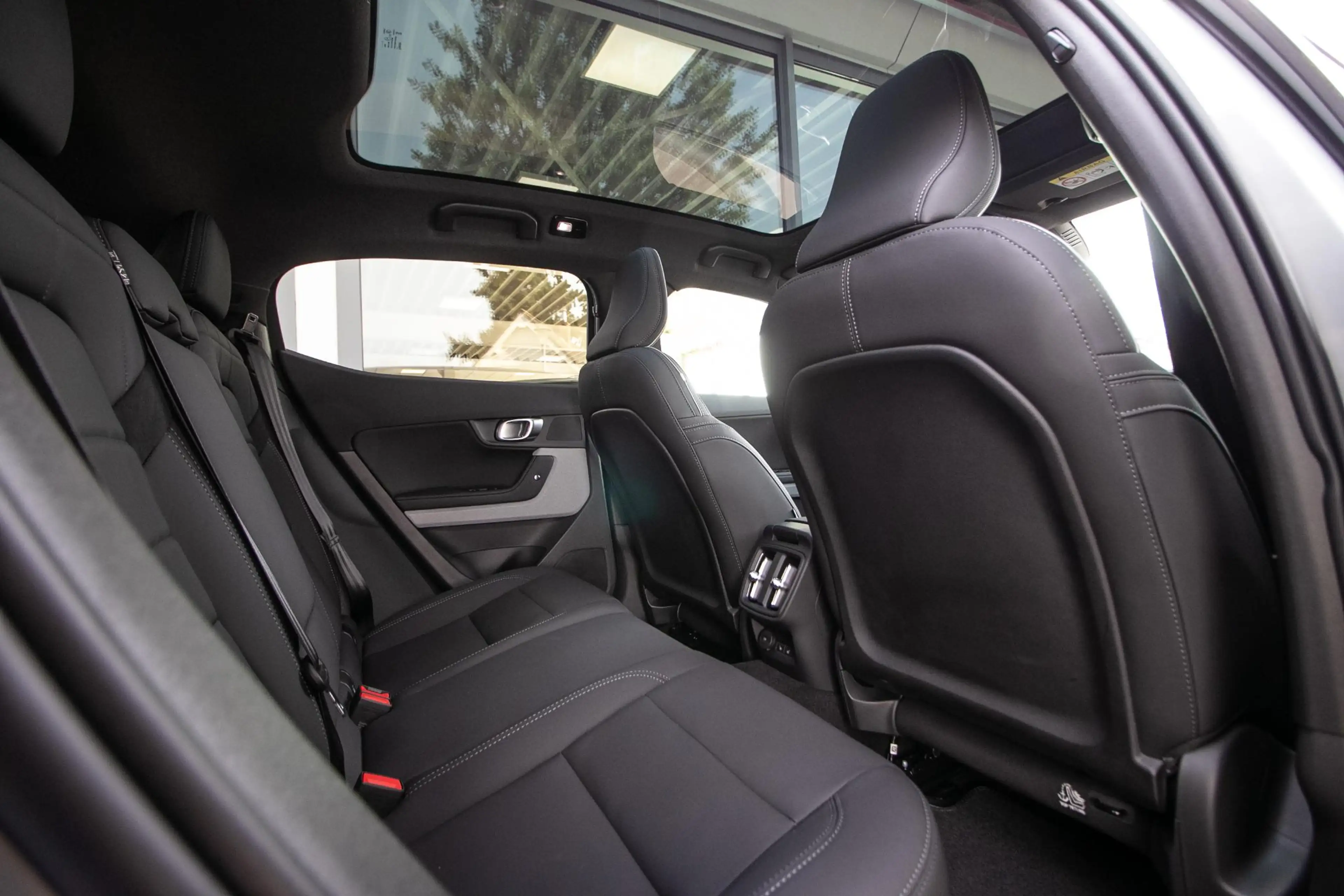 Polestar 2 Long Range Single Motor Prime 82 kWh -Ad. Cruise | — photo 6