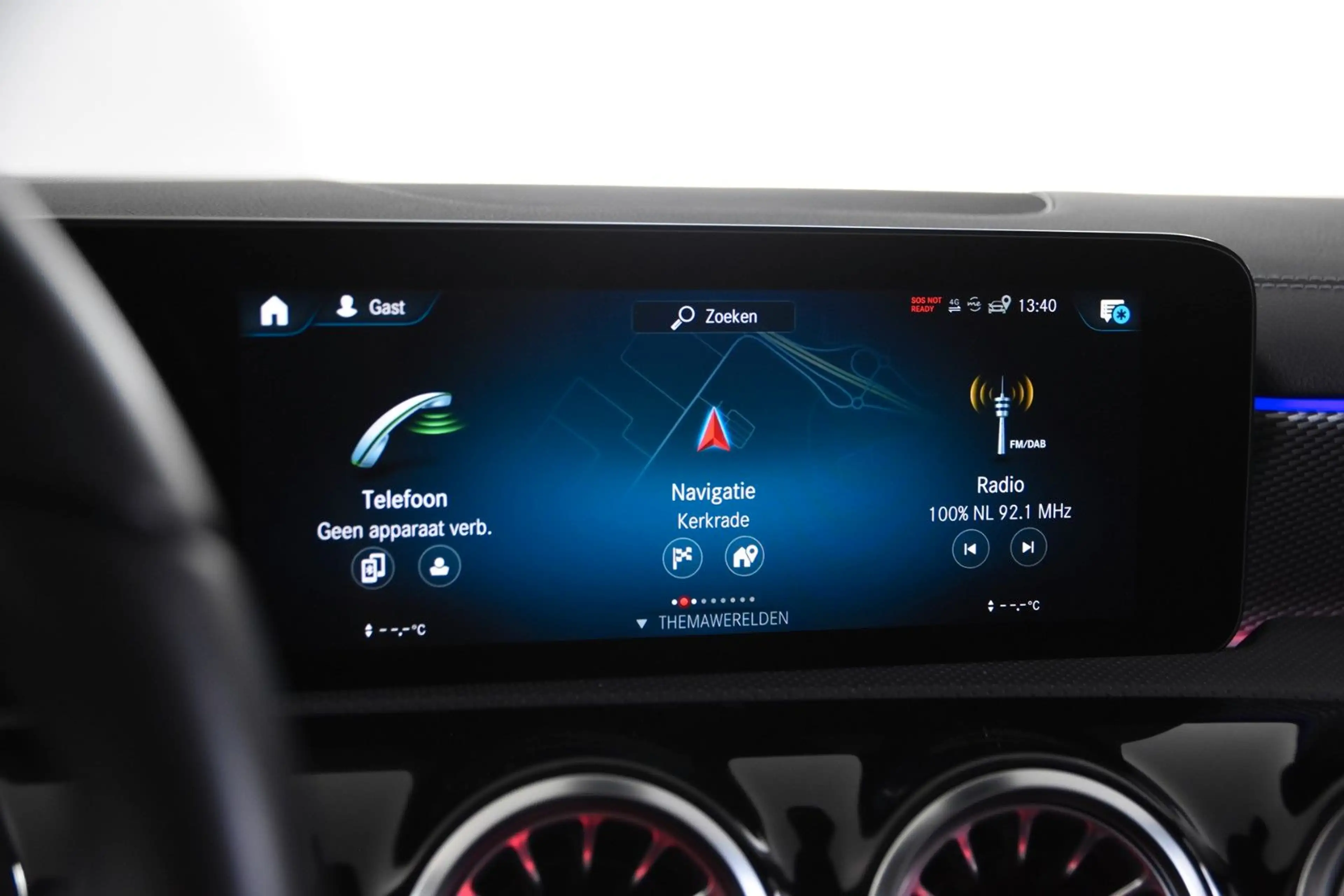 Mercedes-Benz CLA 180 Luxury *1.Hand*Leder*Pano.*SHZ* — photo 15