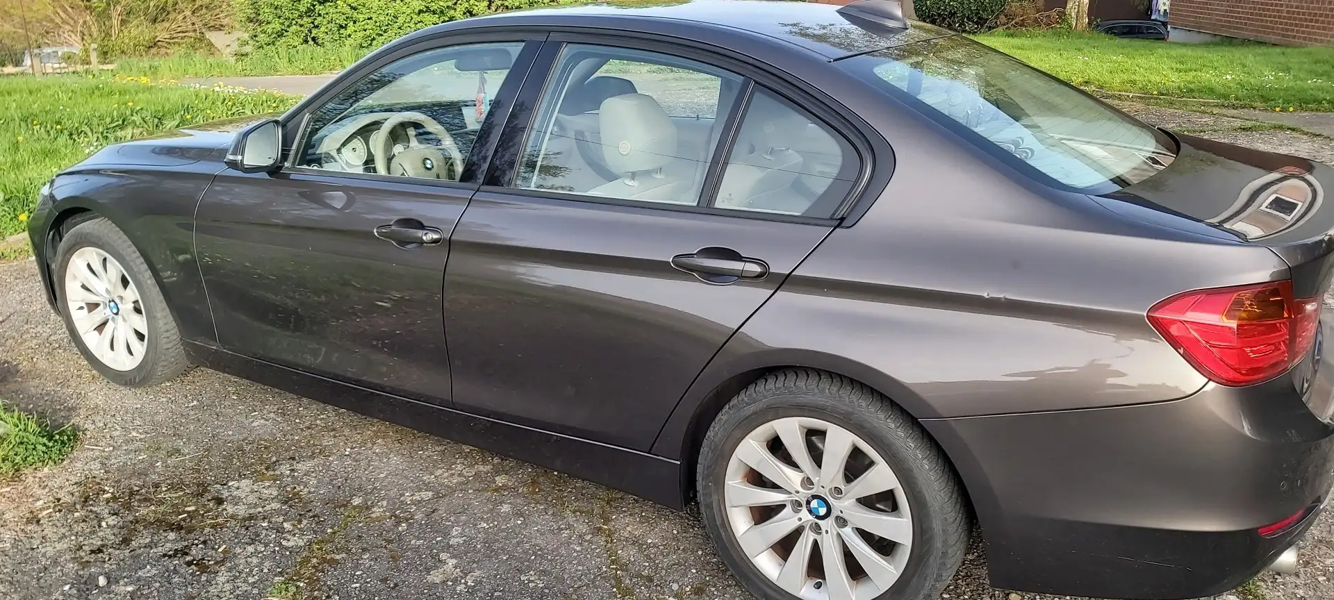 BMW 316 d Business Edition Brown - 1