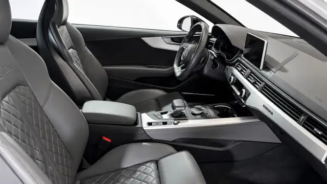 Audi A5 view 2