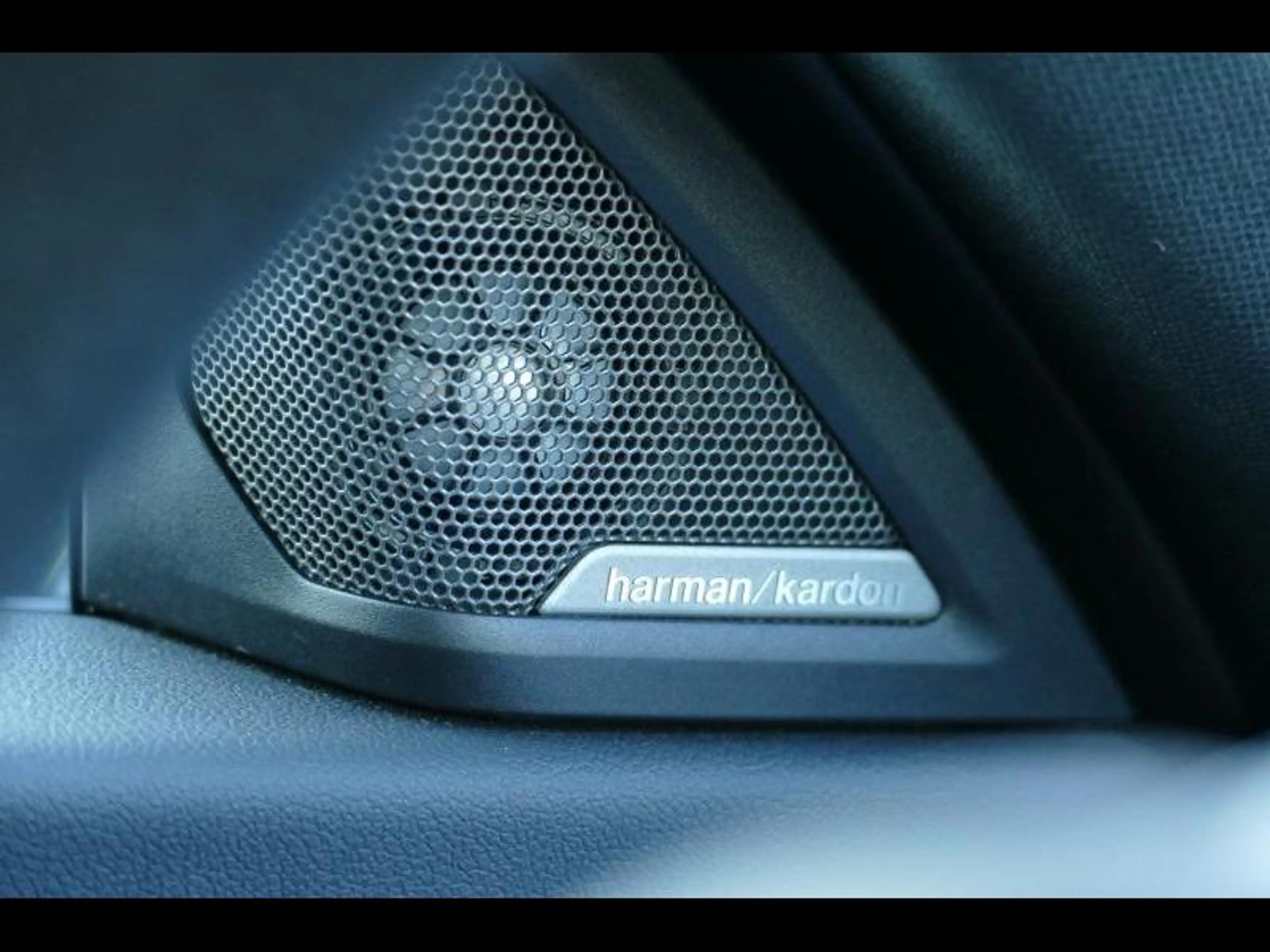 BMW 218 Coupé — photo 24