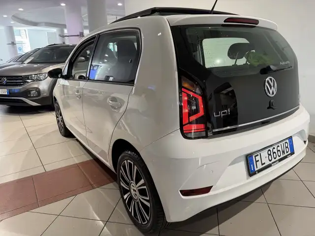 Volkswagen Up! view 4