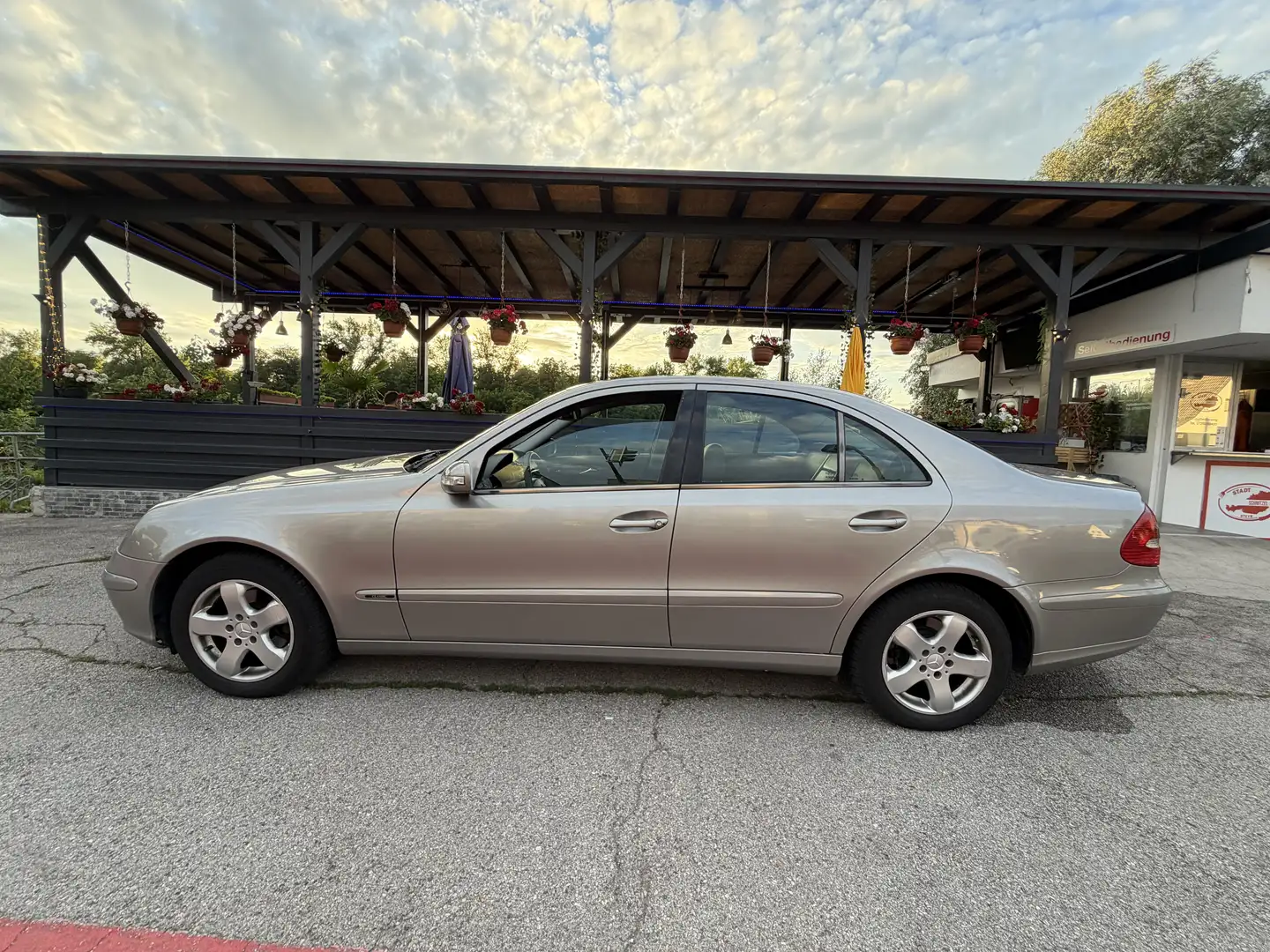 Mercedes-Benz E 220 Classic CDI Sequentronic - 2