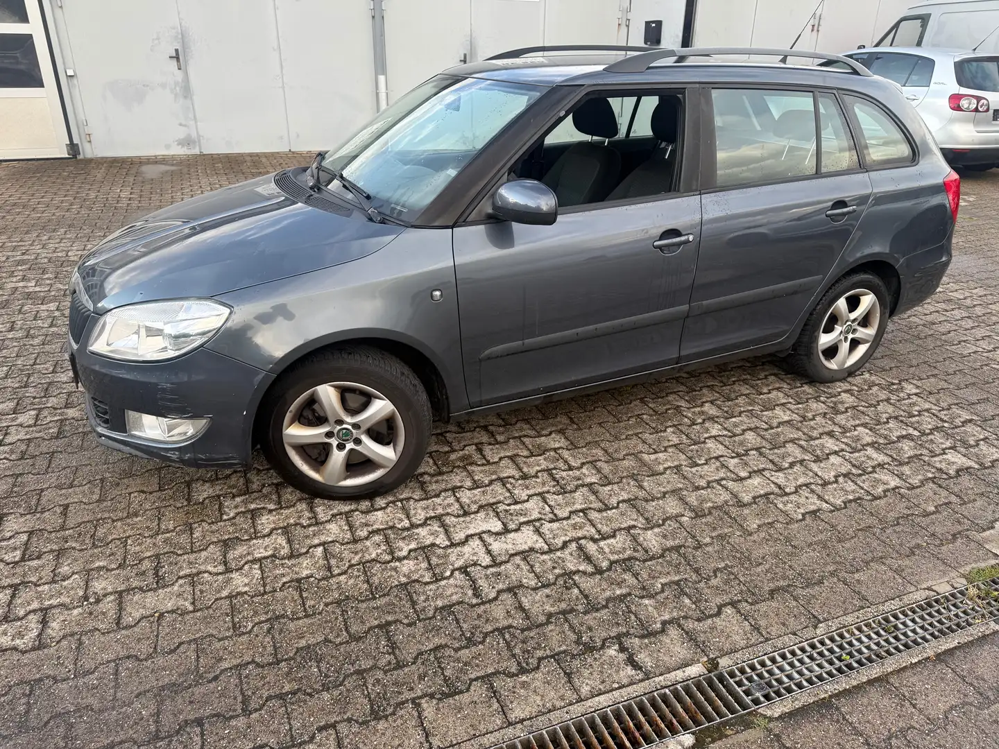 Skoda Fabia Style Edition Grau - 1