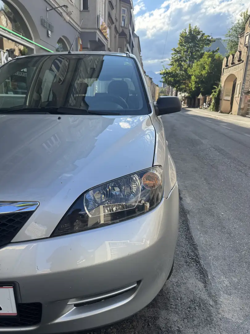 Mazda 2 1.25i CE - 1