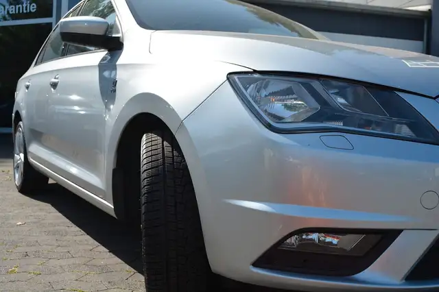 Seat Toledo view 7