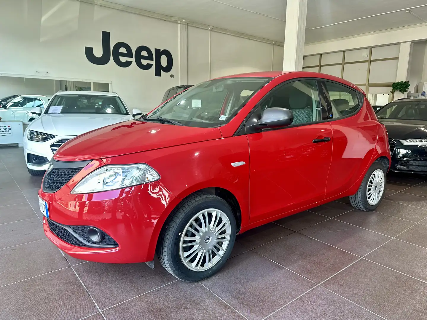 Lancia Ypsilon 1.2 Elefantino Blu  Gpl 69cv unico proprietario Rosso - 1