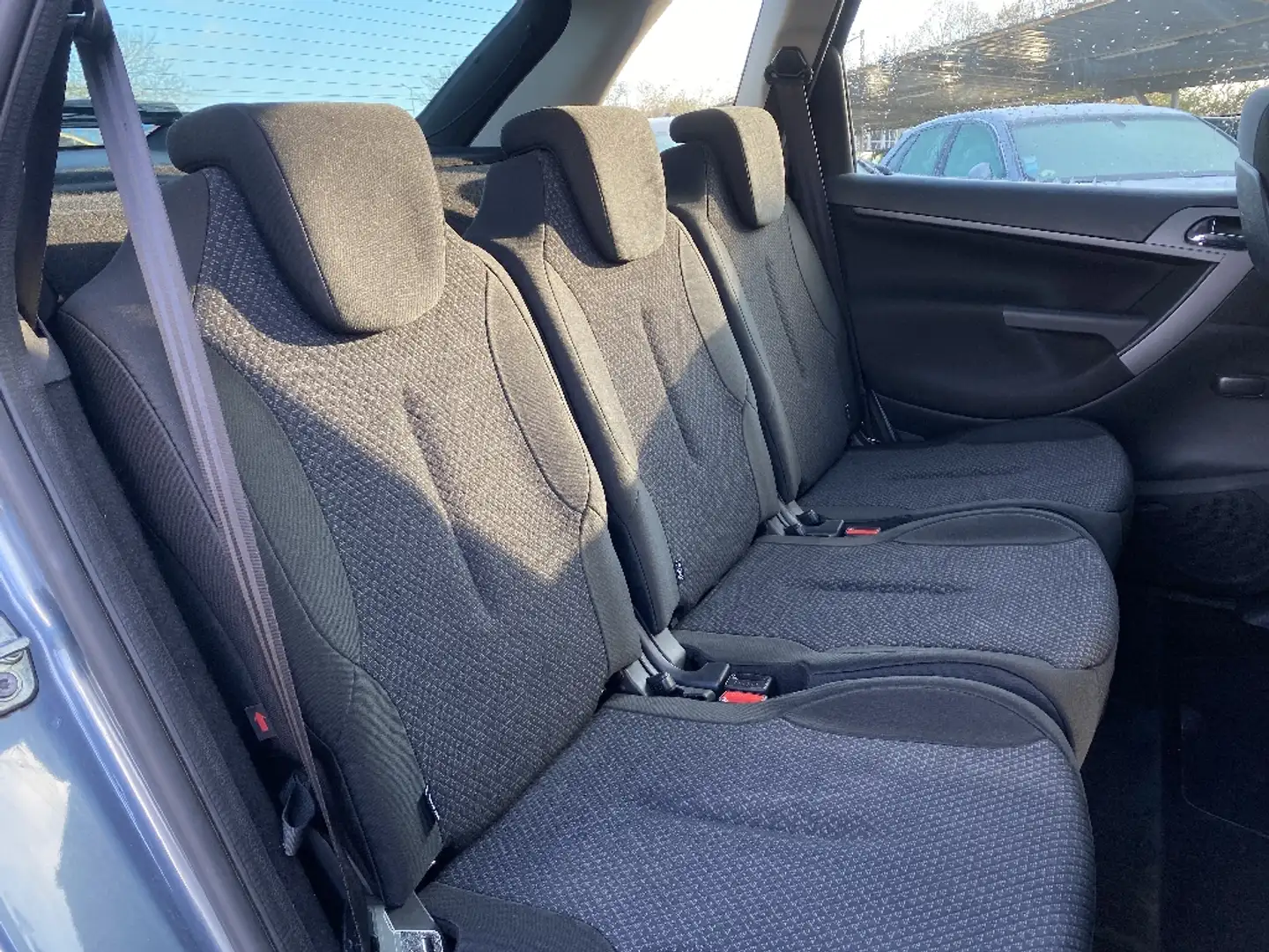 Citroen C4 Picasso HDi 110 Passion Bleus - 2