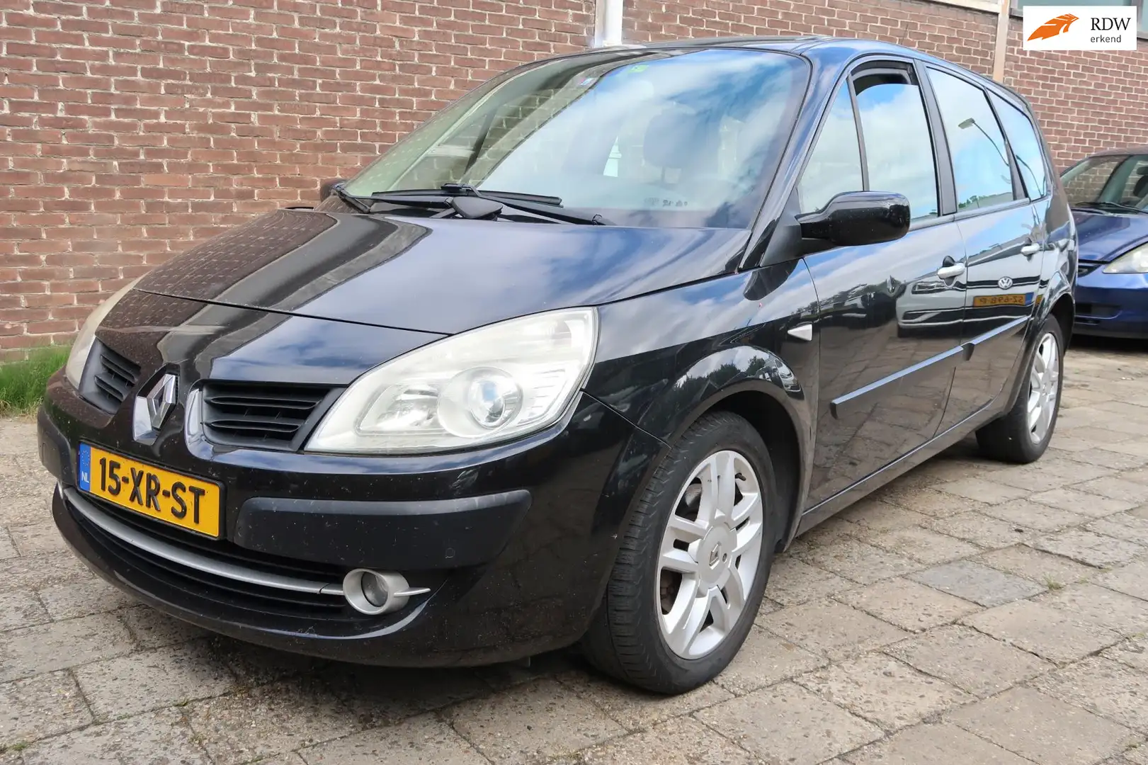 Renault Grand Scenic 2.0-16V Tech Line Zwart - 1