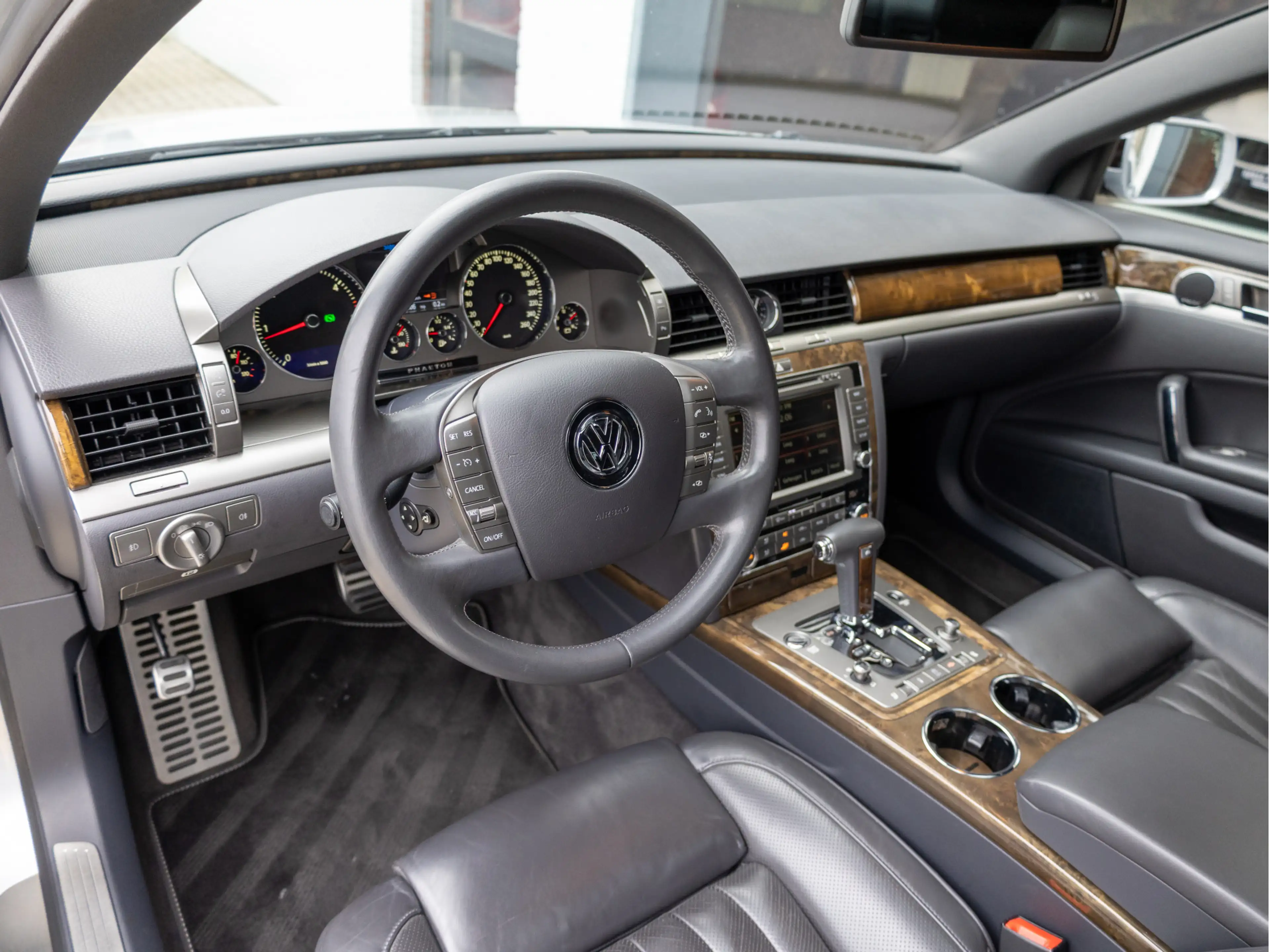 Volkswagen Phaeton 3.0 TDI 5p. Highline *Schuif/Kantel | ACC | Dynaud — photo 15