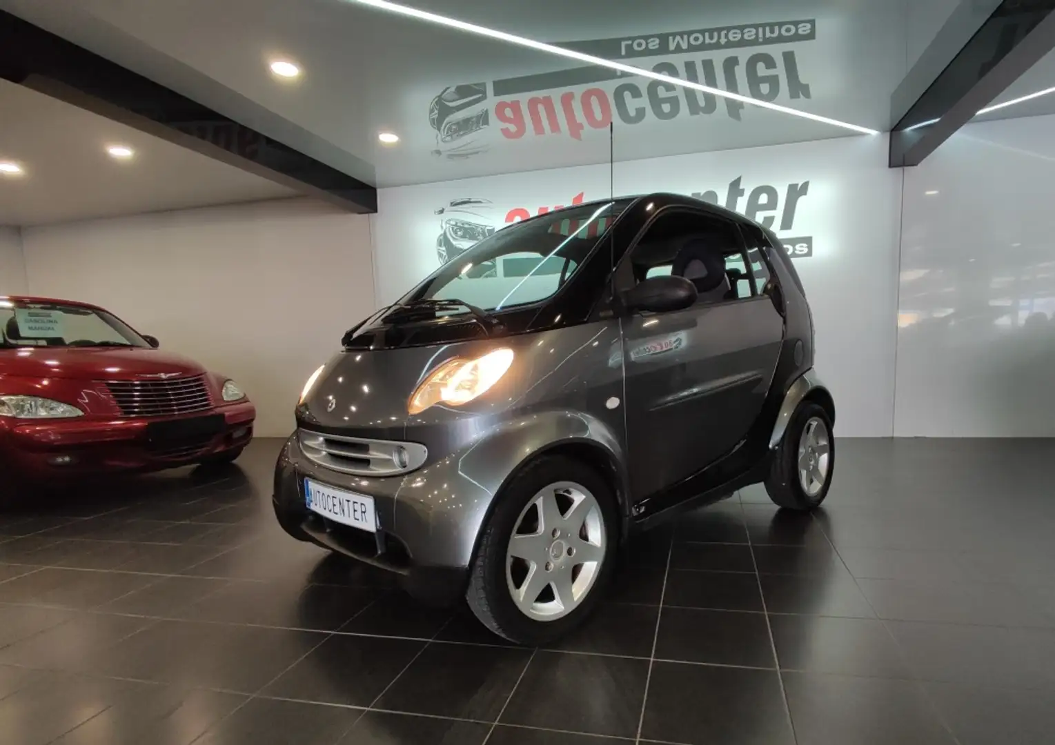 smart forTwo Coupé CDI Pure Aut. siva - 1