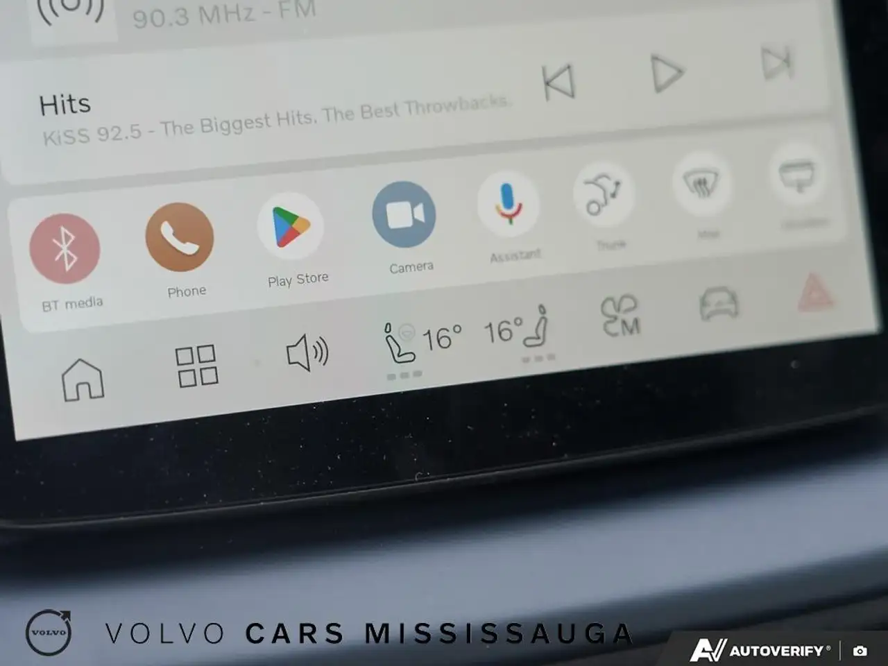 Volvo EX30 снимка Volvo EX30
