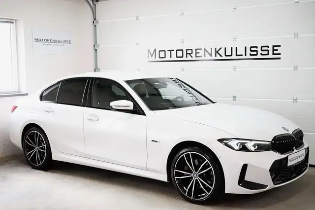 BMW 330 e xDrive M Sport Aut. - LC+ - Widescreen - Memory