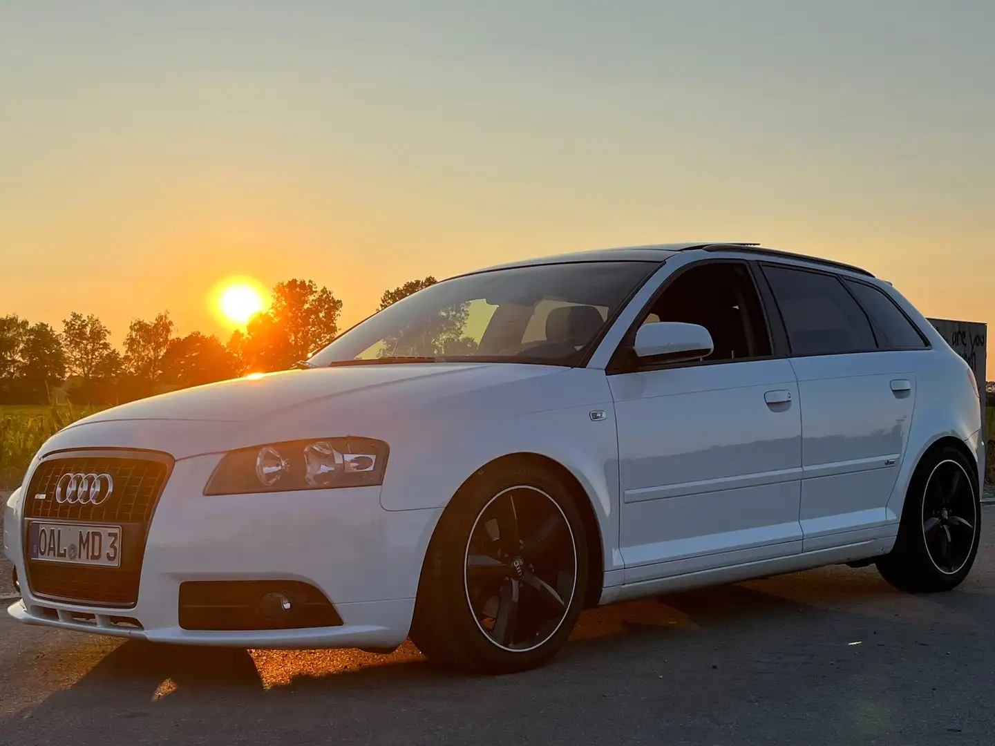 Audi A3 A3 Sportback 1.8 TFSI Sportback S line Sportpaket Weiß - 1