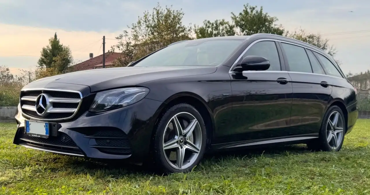 Mercedes-Benz E 300