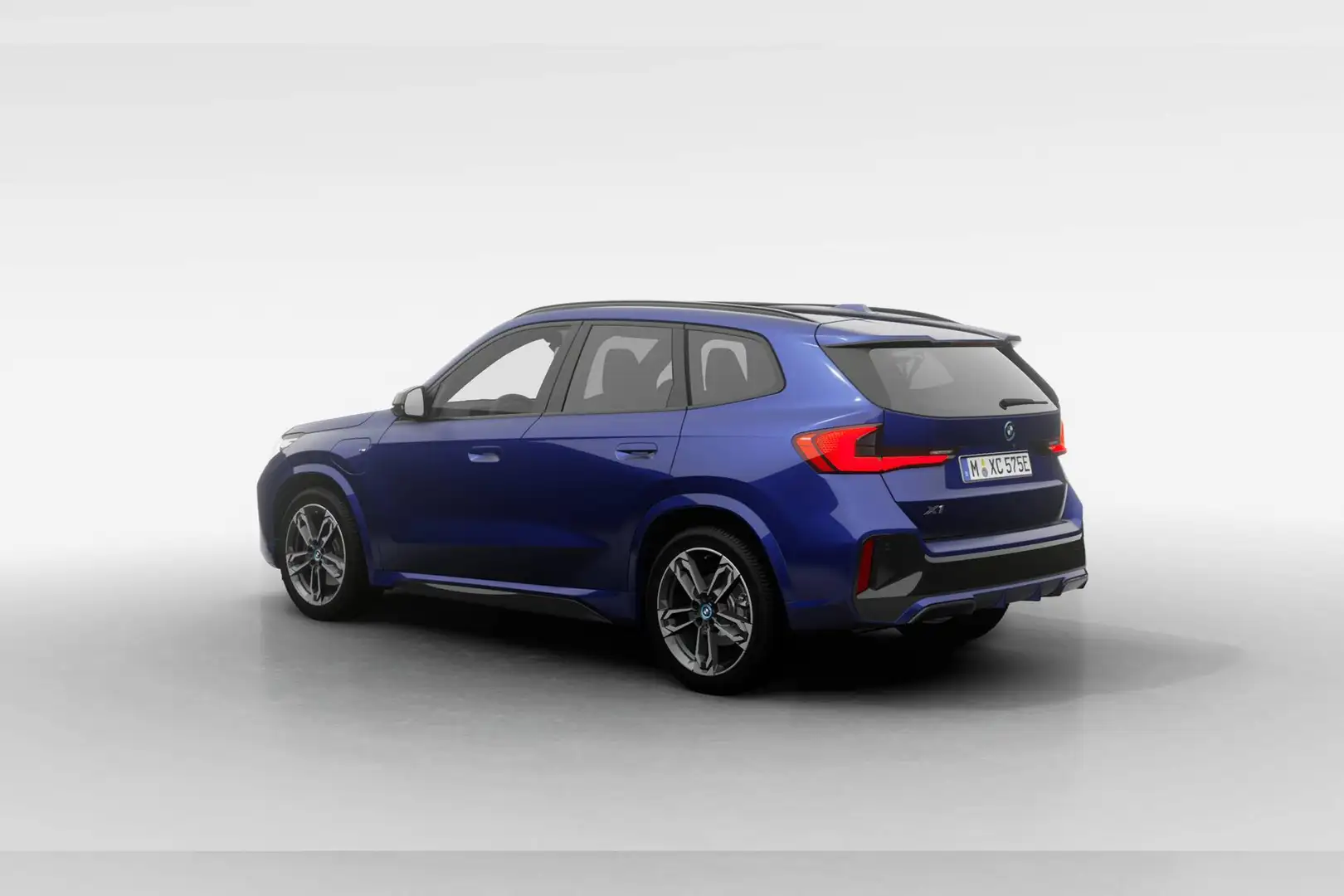 BMW X1 xDrive25e | M Sport | Innovation Pack | Travel Pac Blauw - 2