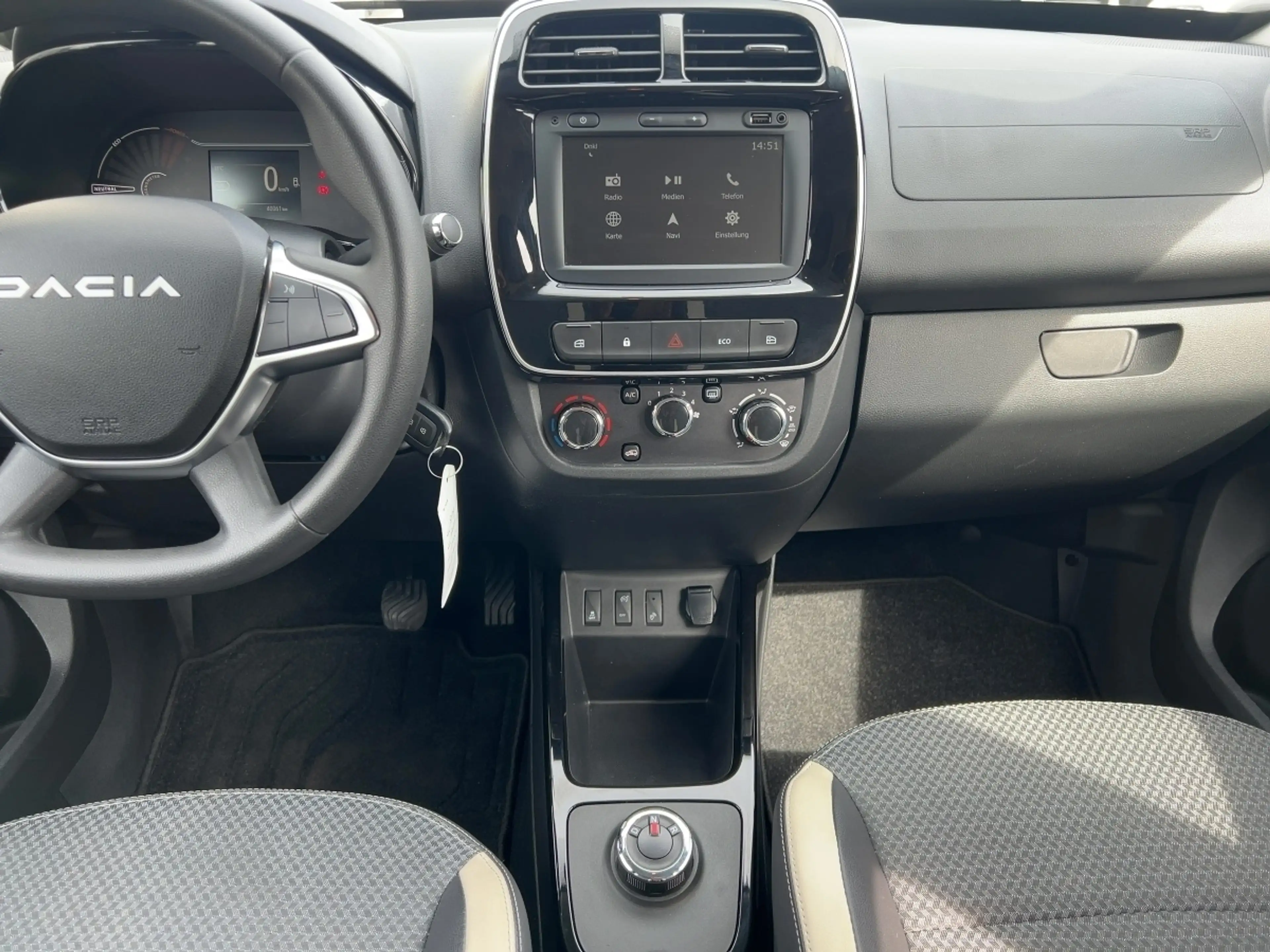 Dacia Spring ELECTRIC ESSENTIAL 27kWh  RÜCKFAHRKAMERA — photo 12