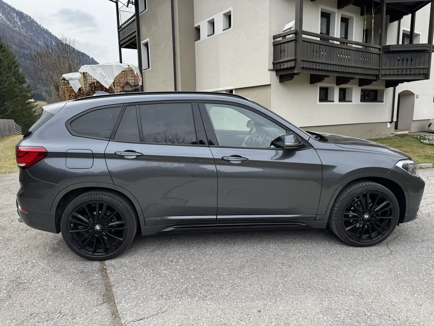 BMW X1 sDrive18d F48 B47 - 2