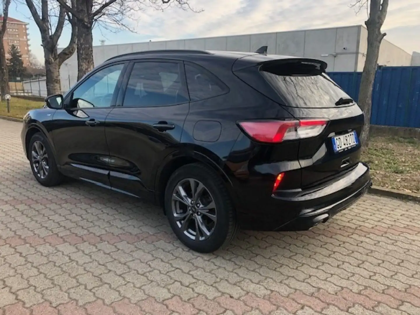 Ford Kuga 1.5 EcoBlue 120 CV  Cambio aut. ST-Line Nero - 2