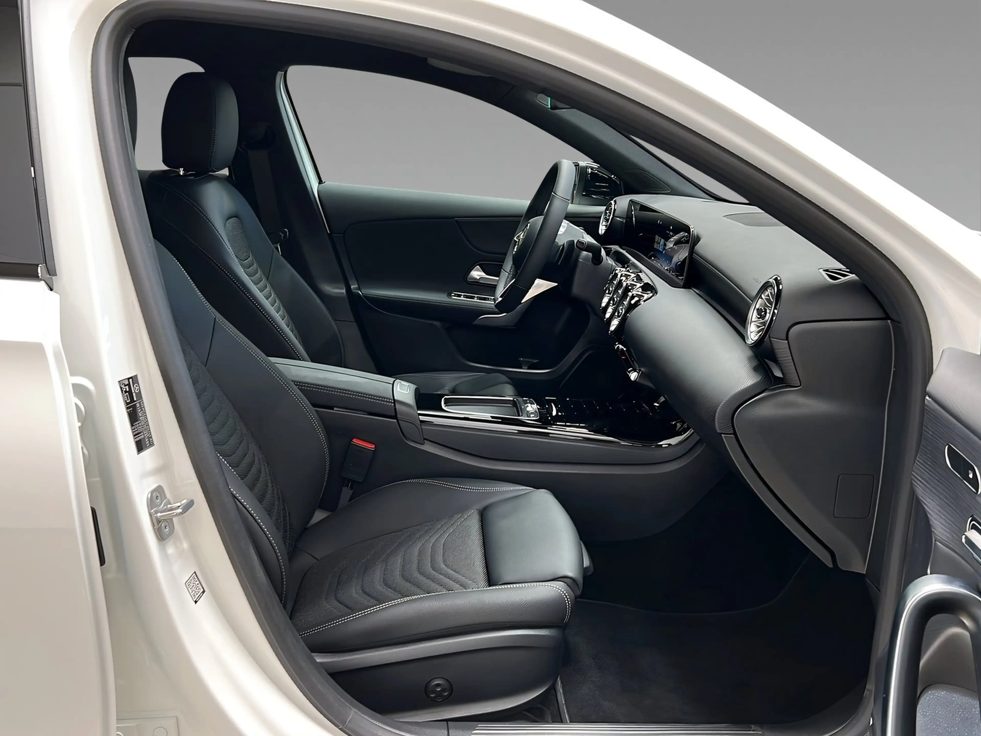 Mercedes-Benz A 200 PROGRESSIVE+NIGHT+MULTI+Kamer+SHz+TotW+AHK — photo 14