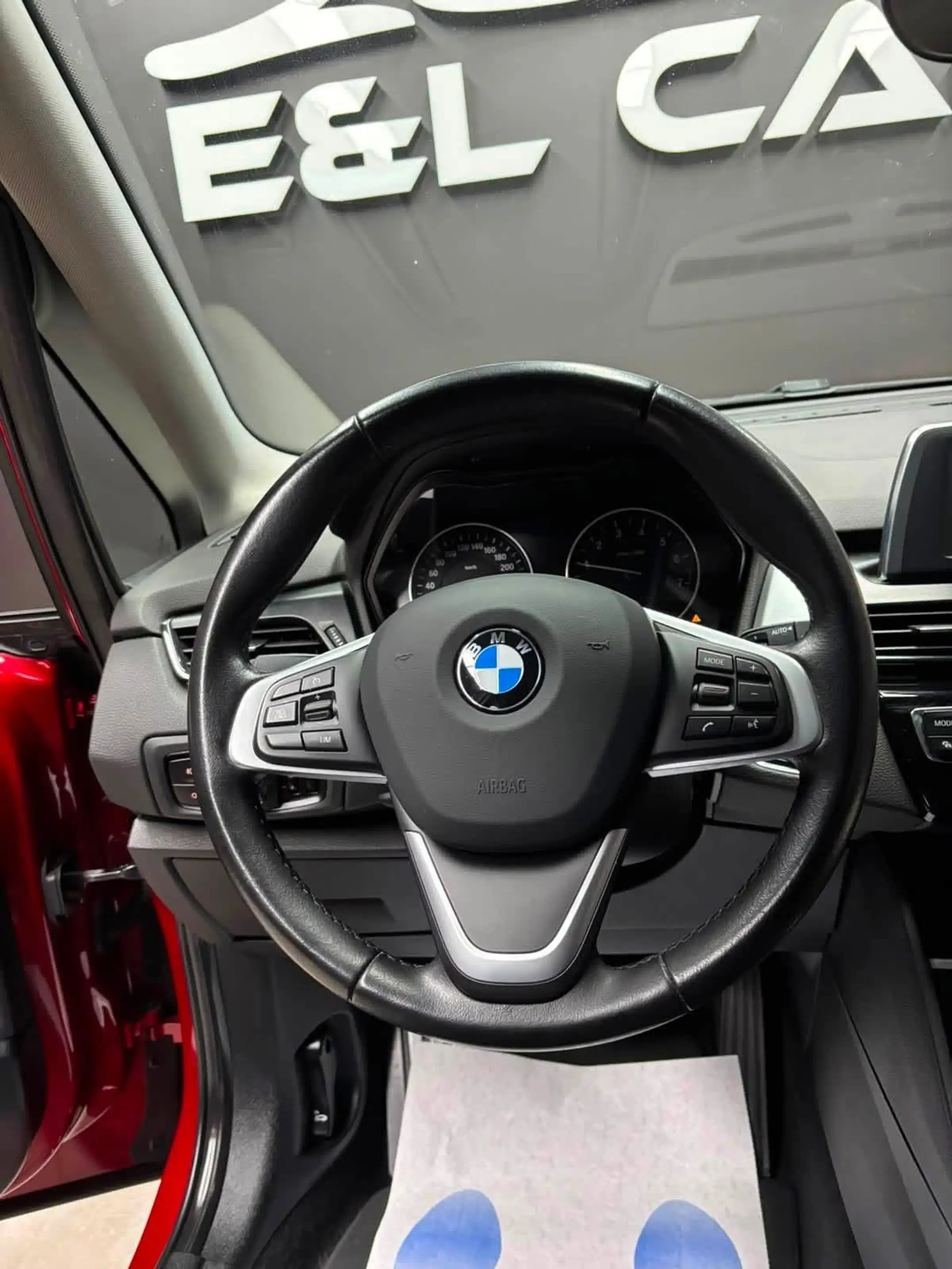 BMW 225 Active Tourer PHEV 225xeA — photo 15