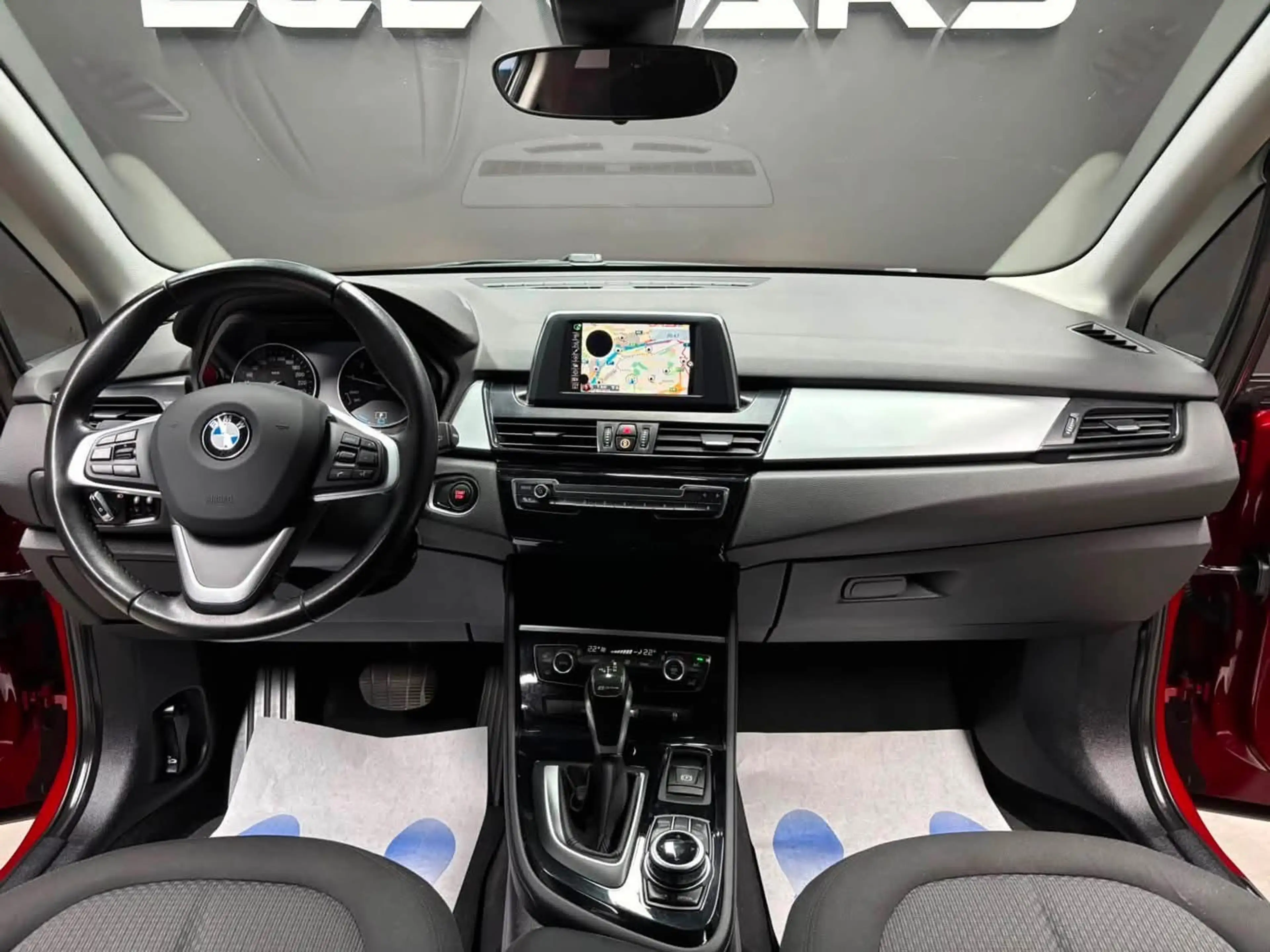 BMW 225 Active Tourer PHEV 225xeA — photo 12