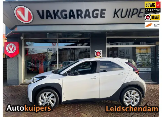 Toyota Aygo X 1.0 VVT-i MT Play