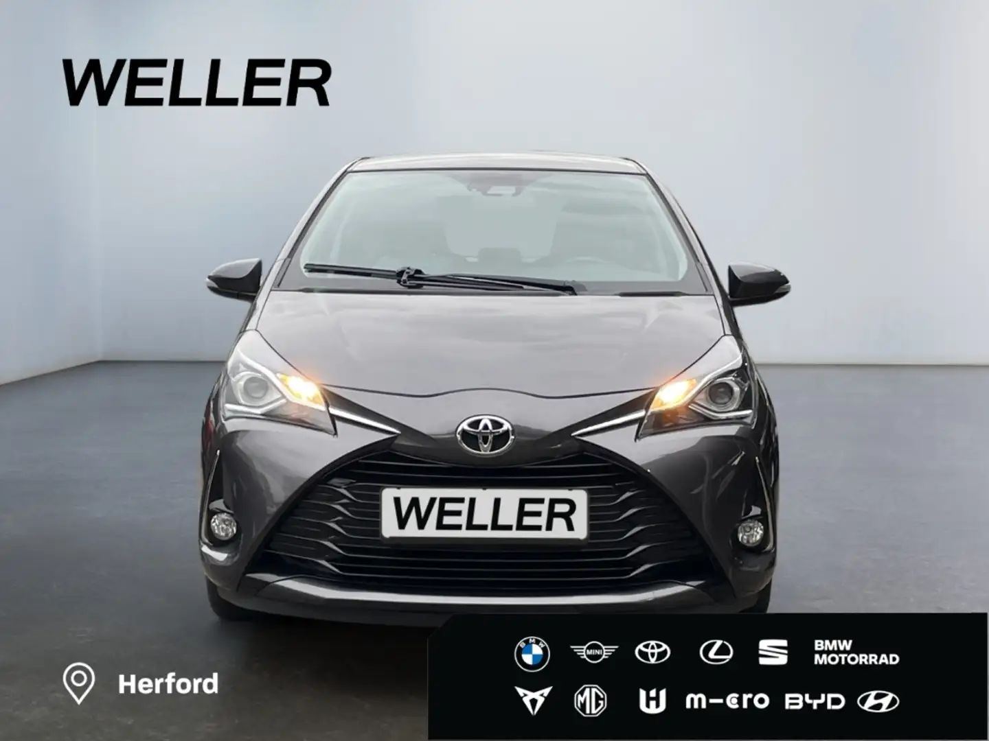 Toyota Yaris 1,5-Dual-VVT-iE Team D*Kamera*SHZ*Bluetooth* Gris - 2
