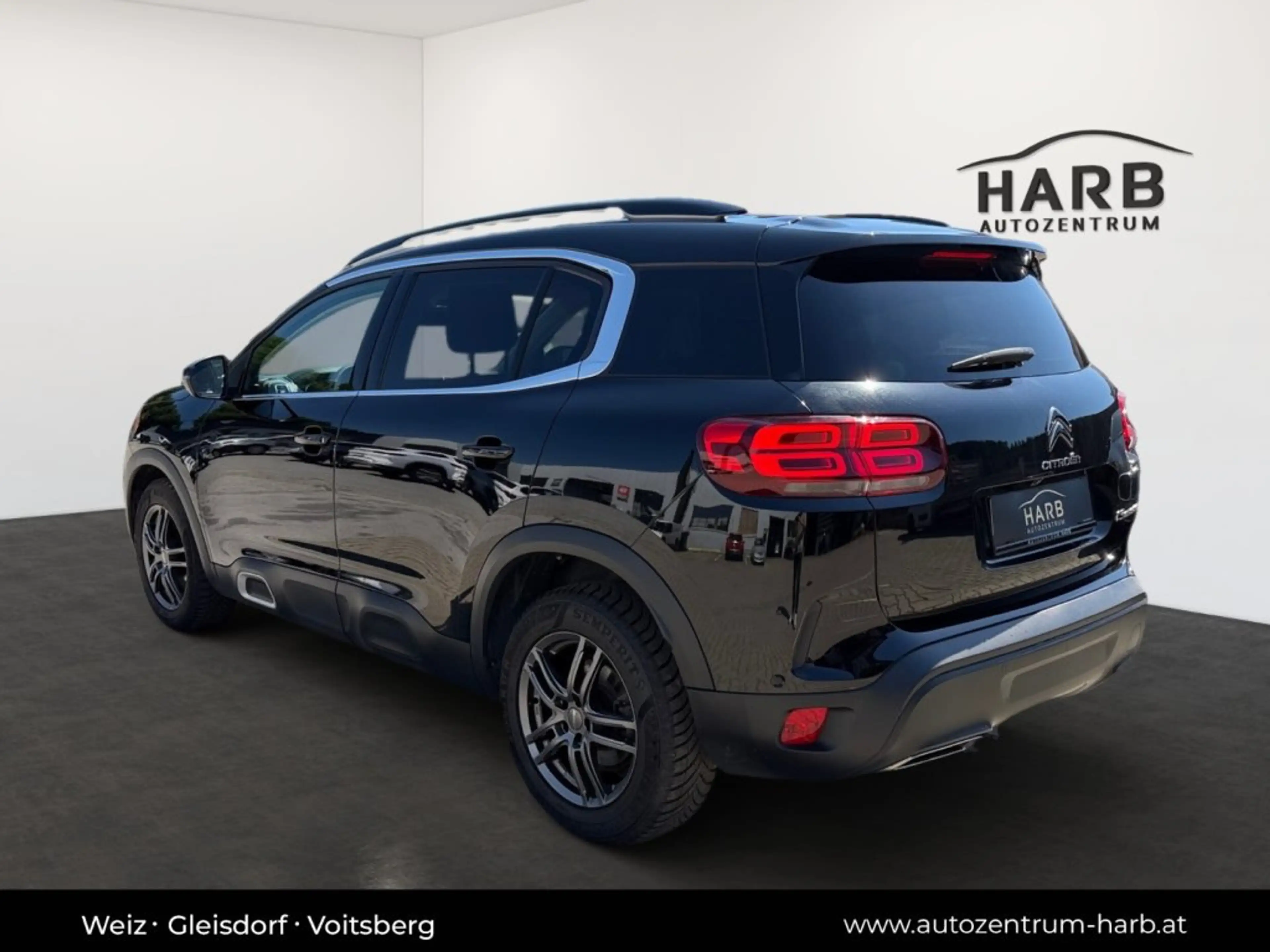 Citroen C5 Aircross BlueHDI 130 S&S Feel — photo 5