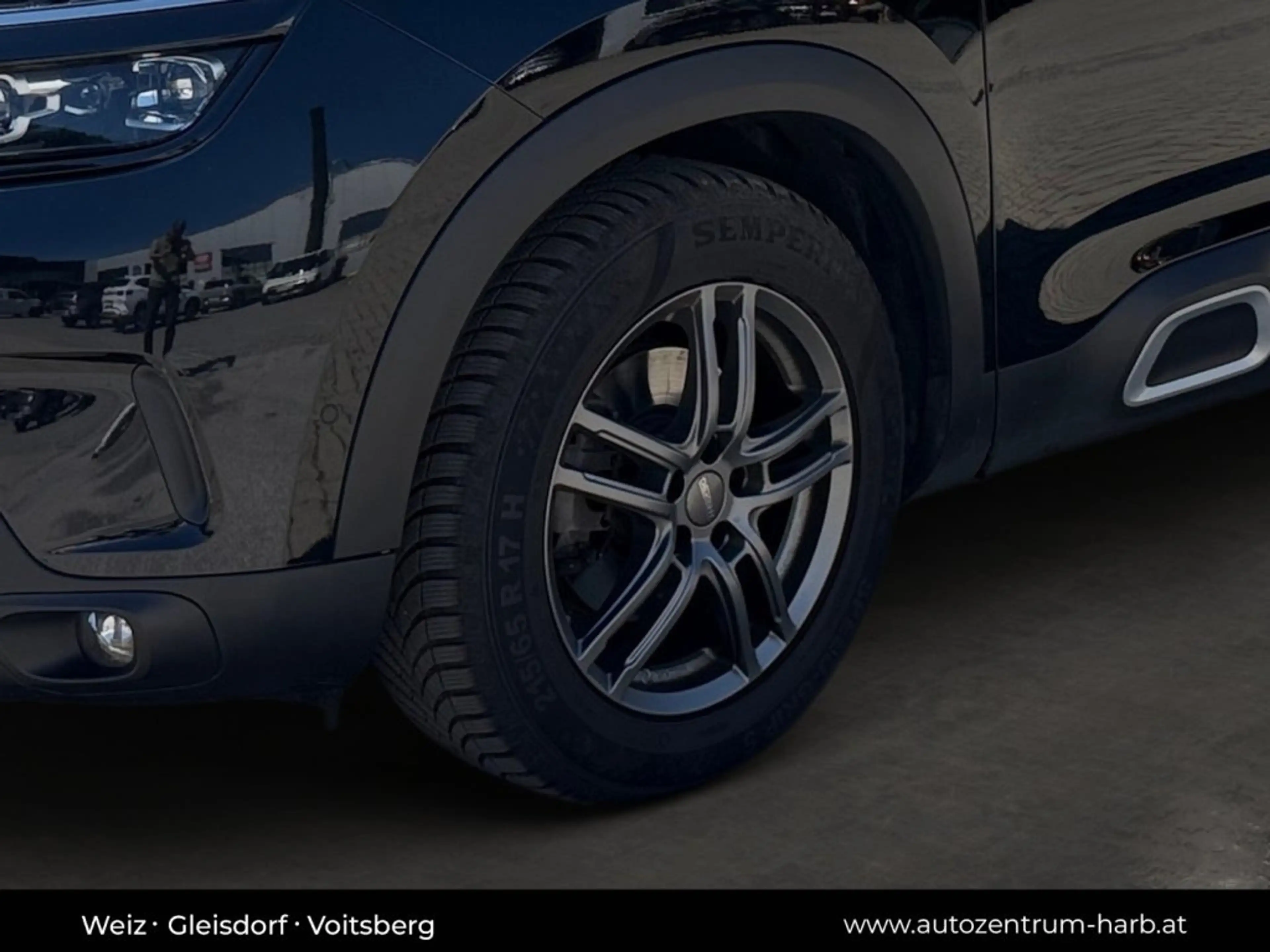 Citroen C5 Aircross BlueHDI 130 S&S Feel — photo 11