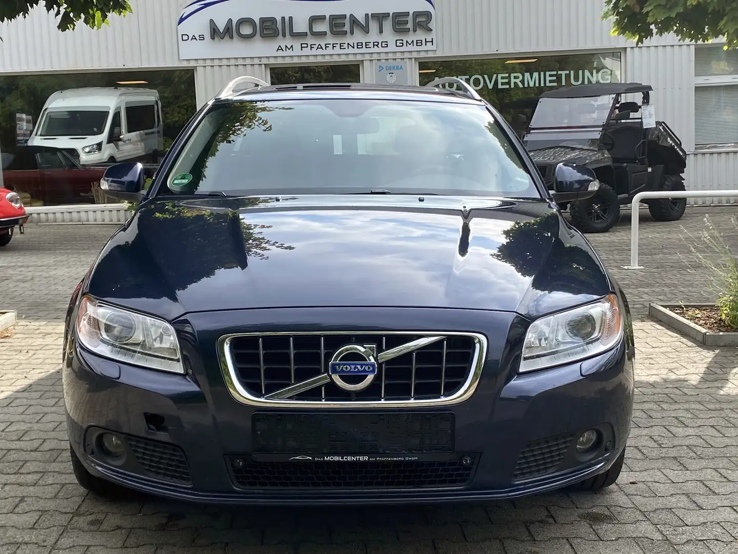 Volvo V70 Summum V6 AWD Xenon*AHK*Leder* Blau - 2