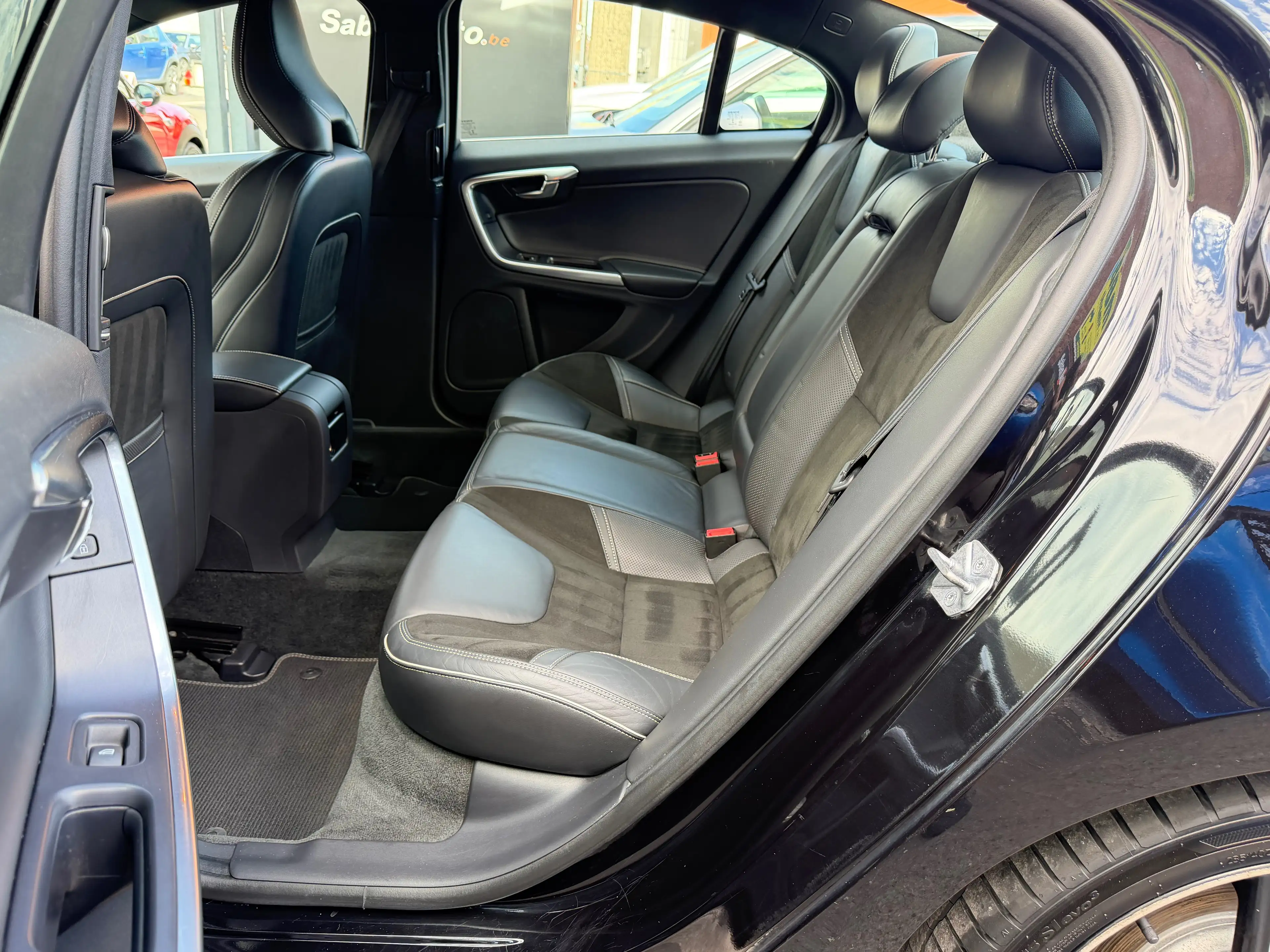 Volvo S60 S60 2.0 D2 ° R DESING ° CUIR ° NAVI ° LED ° GARANTI 12 MOIS !!! — photo 11