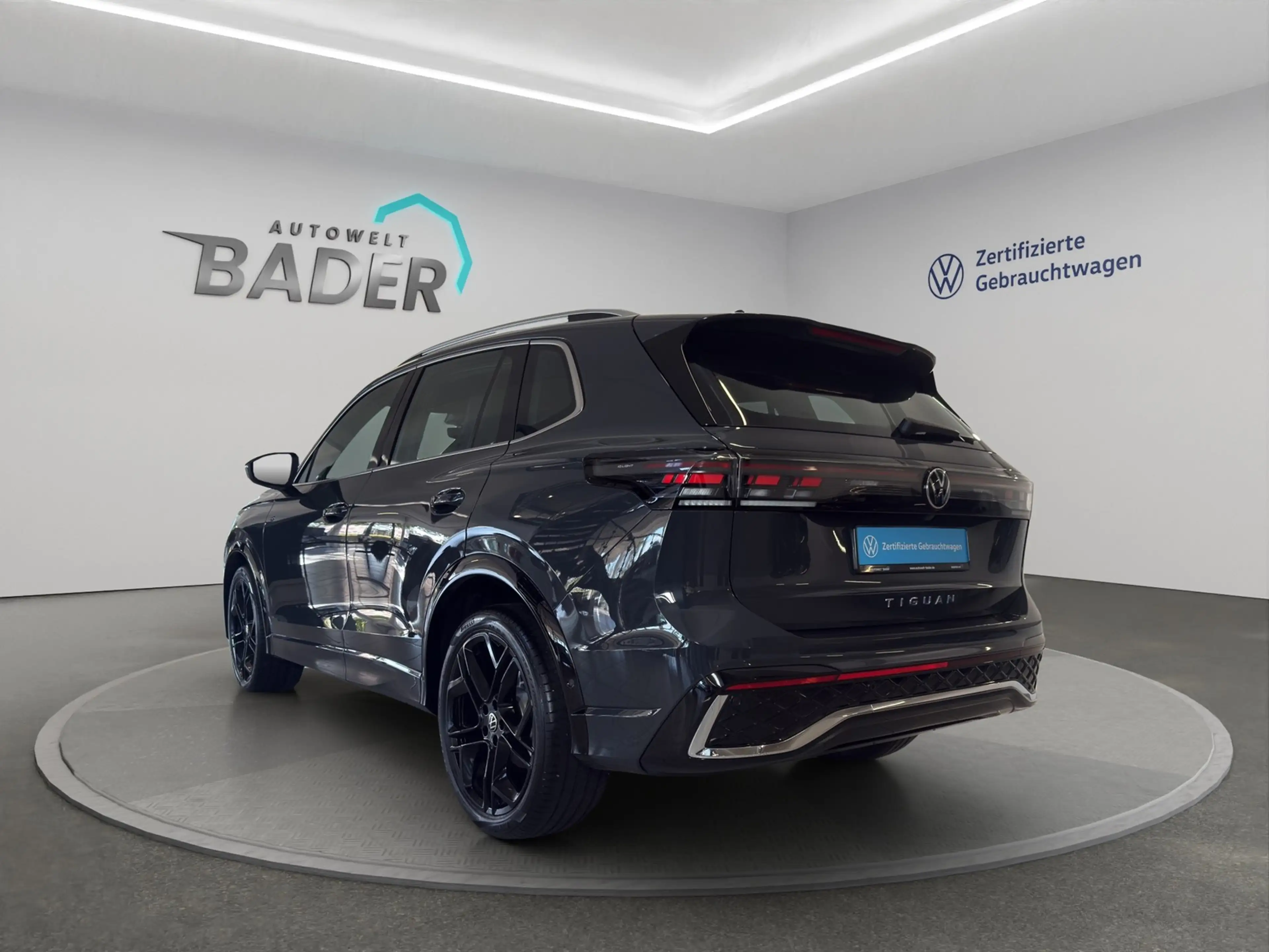 Volkswagen Tiguan R-Line 1,5 l eTSI OPF 110 kW (150 — photo 4