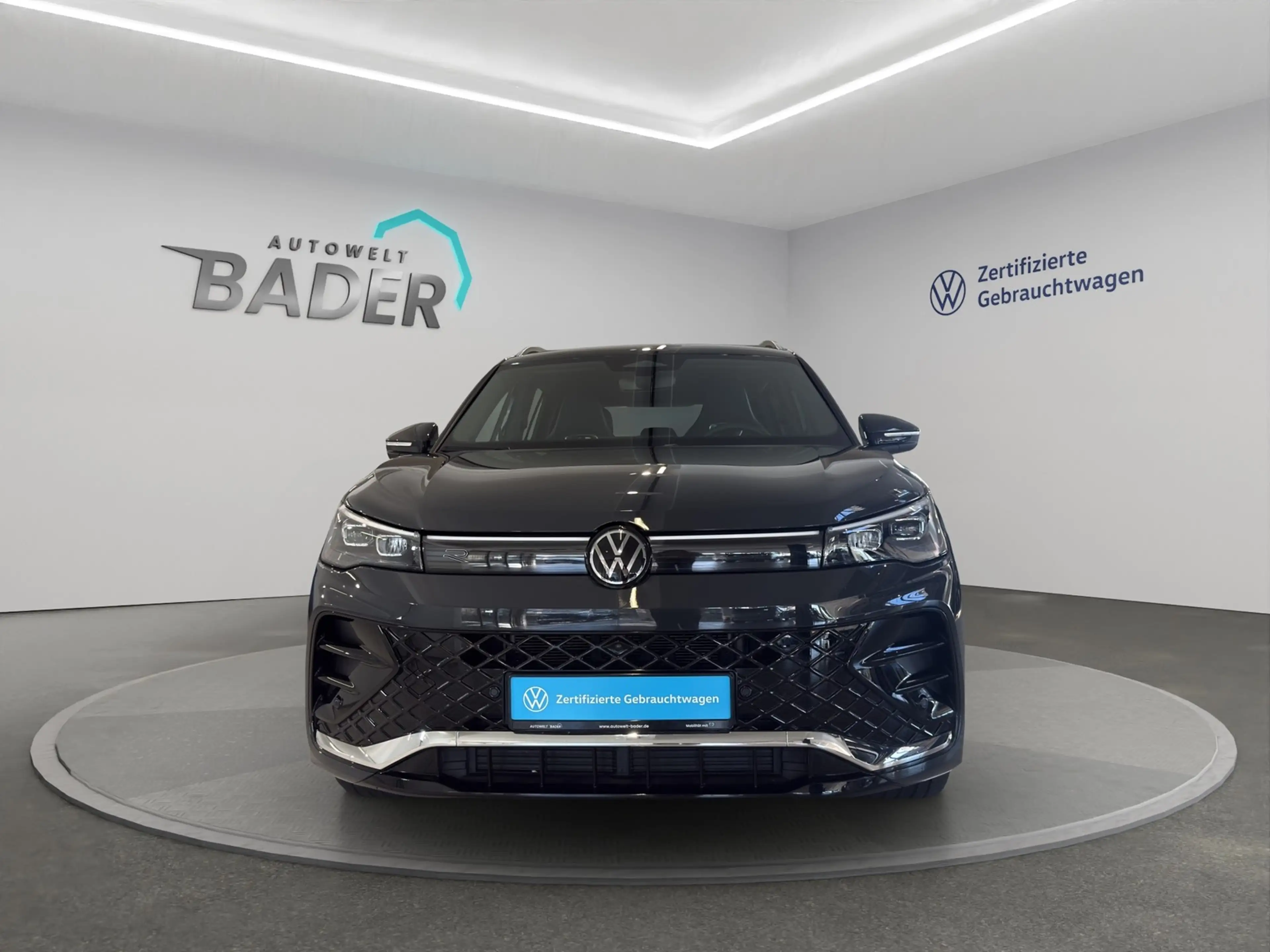 Volkswagen Tiguan R-Line 1,5 l eTSI OPF 110 kW (150 — photo 2