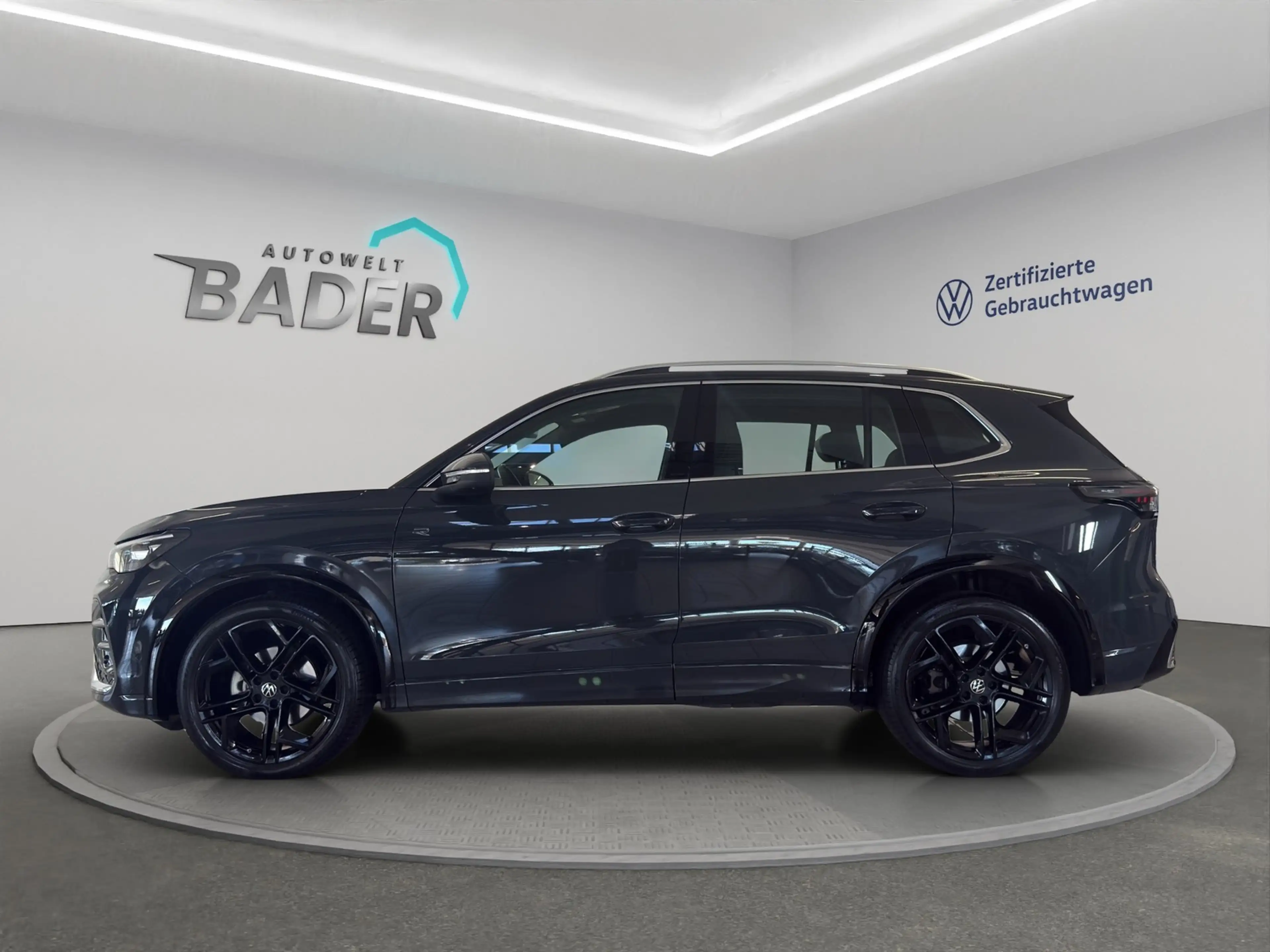 Volkswagen Tiguan R-Line 1,5 l eTSI OPF 110 kW (150 — photo 3