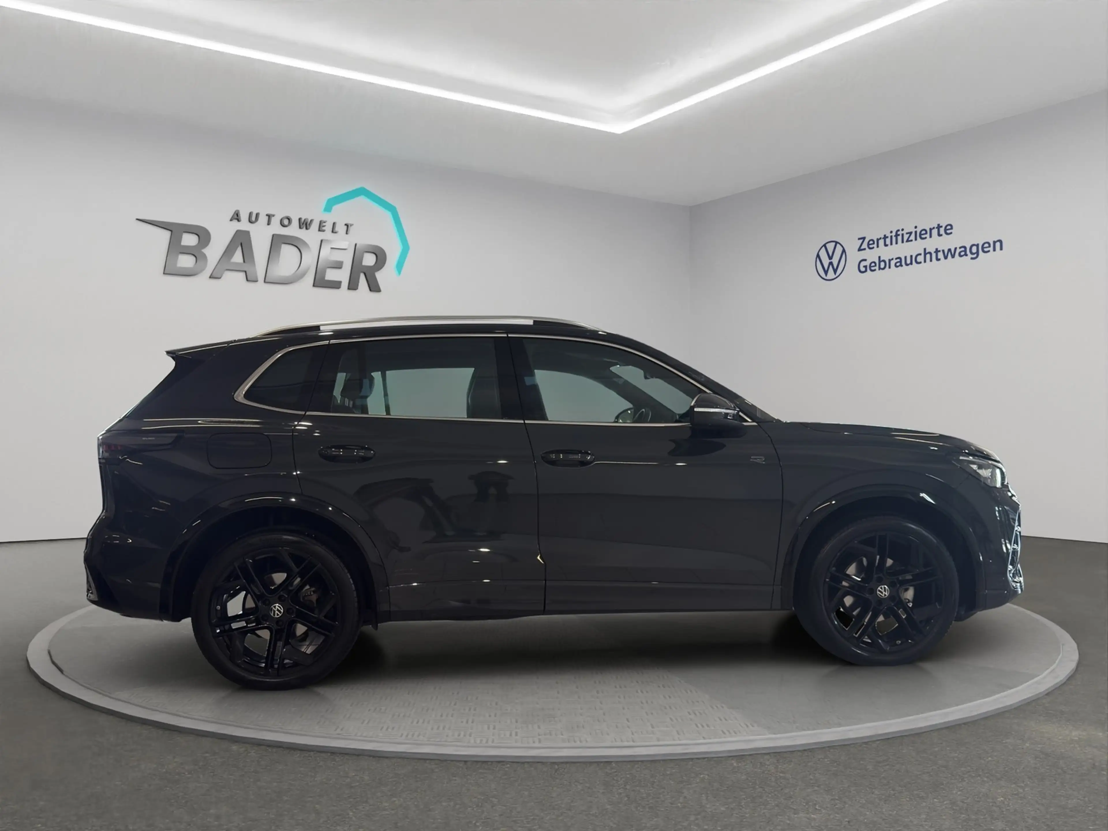 Volkswagen Tiguan R-Line 1,5 l eTSI OPF 110 kW (150 — photo 7