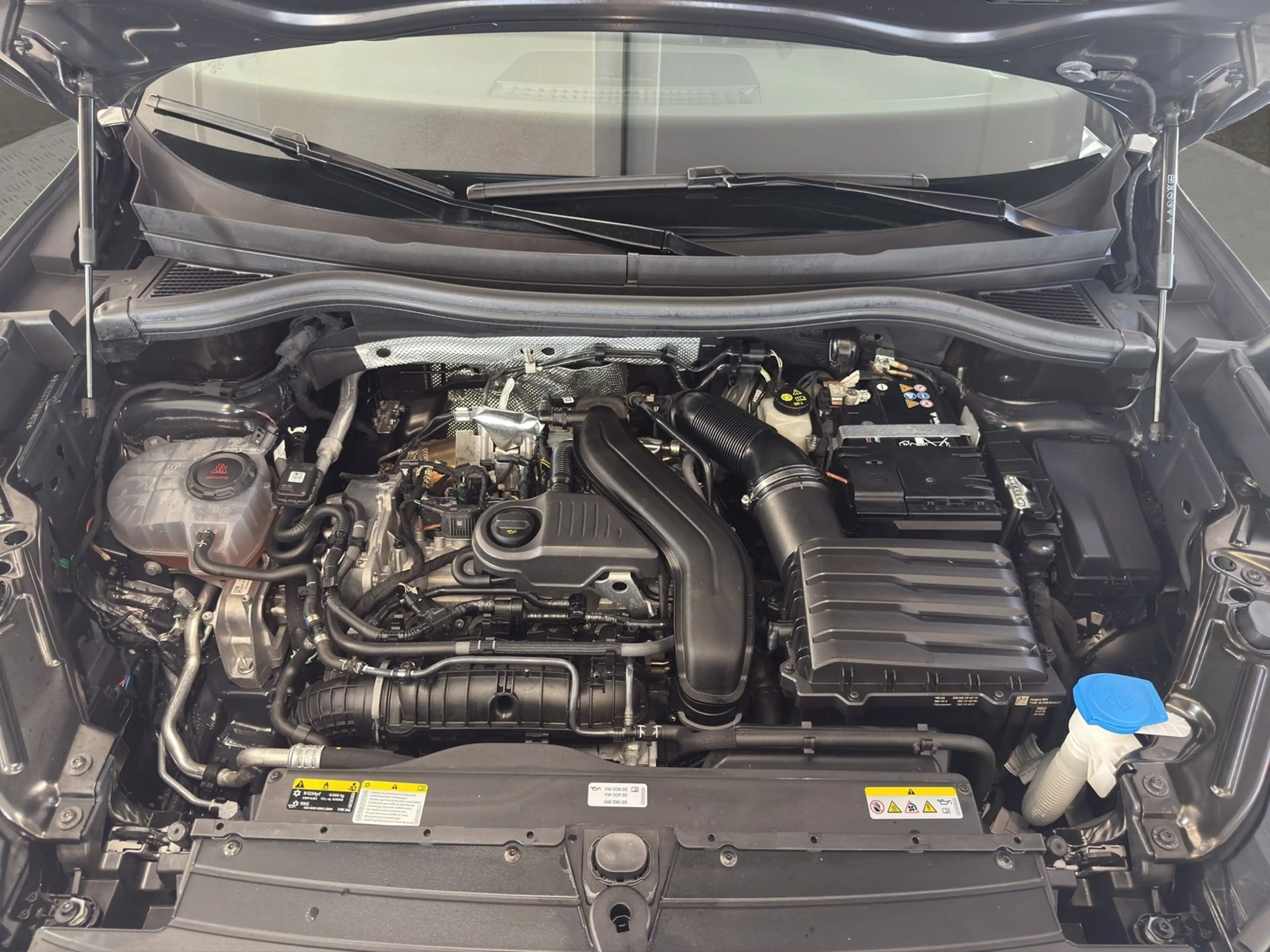Volkswagen Tiguan R-Line 1,5 l eTSI OPF 110 kW (150 — photo 19