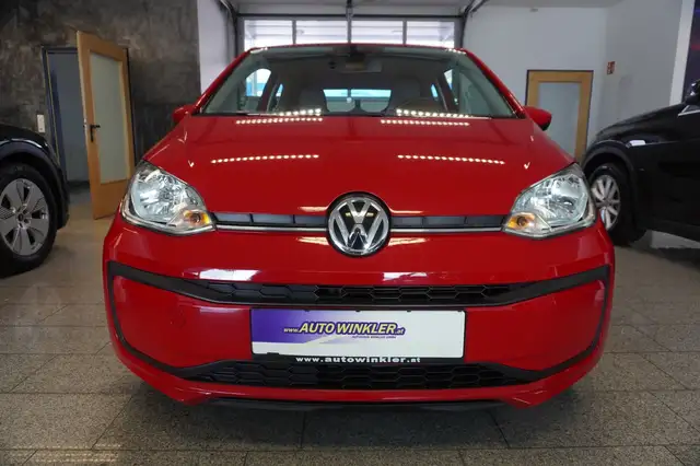 Volkswagen Up! view 2